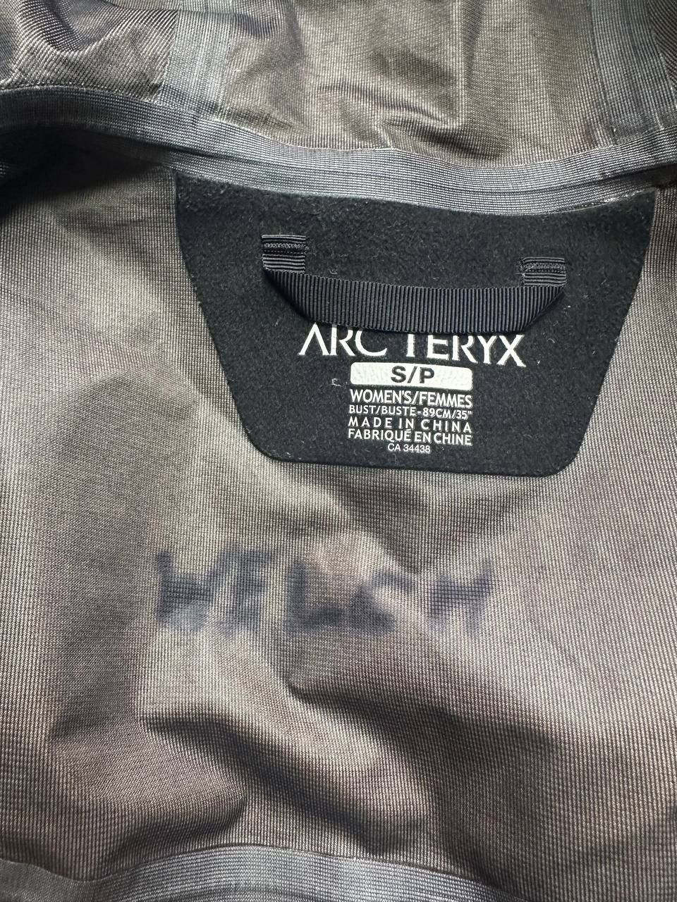 Arc'teryx Arcteryx Codetta Coat Rare Womens Jacket Goretex S Size S / US 4 / IT 40 - 6 Thumbnail