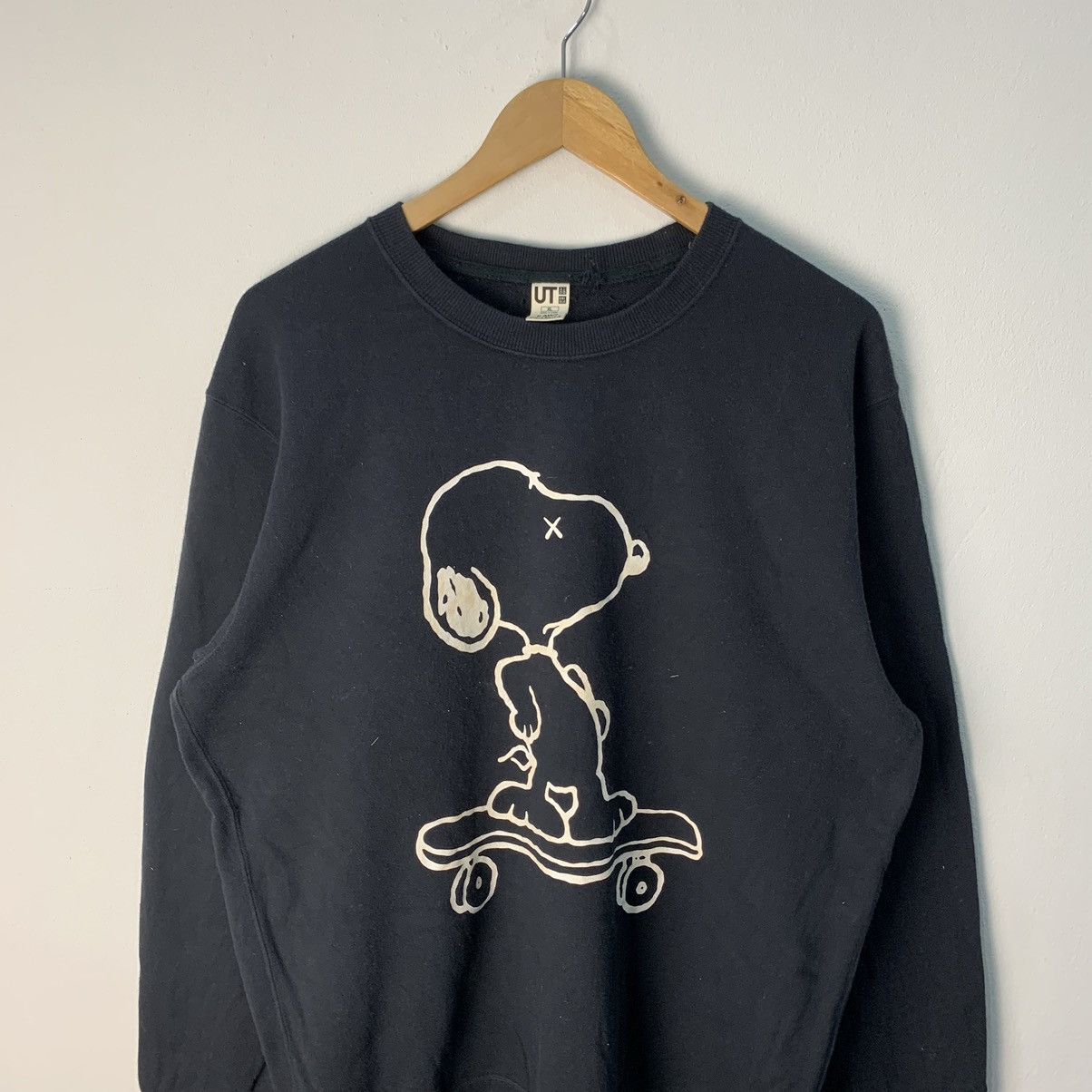 Kaws Uniqlo x kaws sweatshirt logo reverse size Large Size US L / EU 52-54 / 3 - 3 Thumbnail