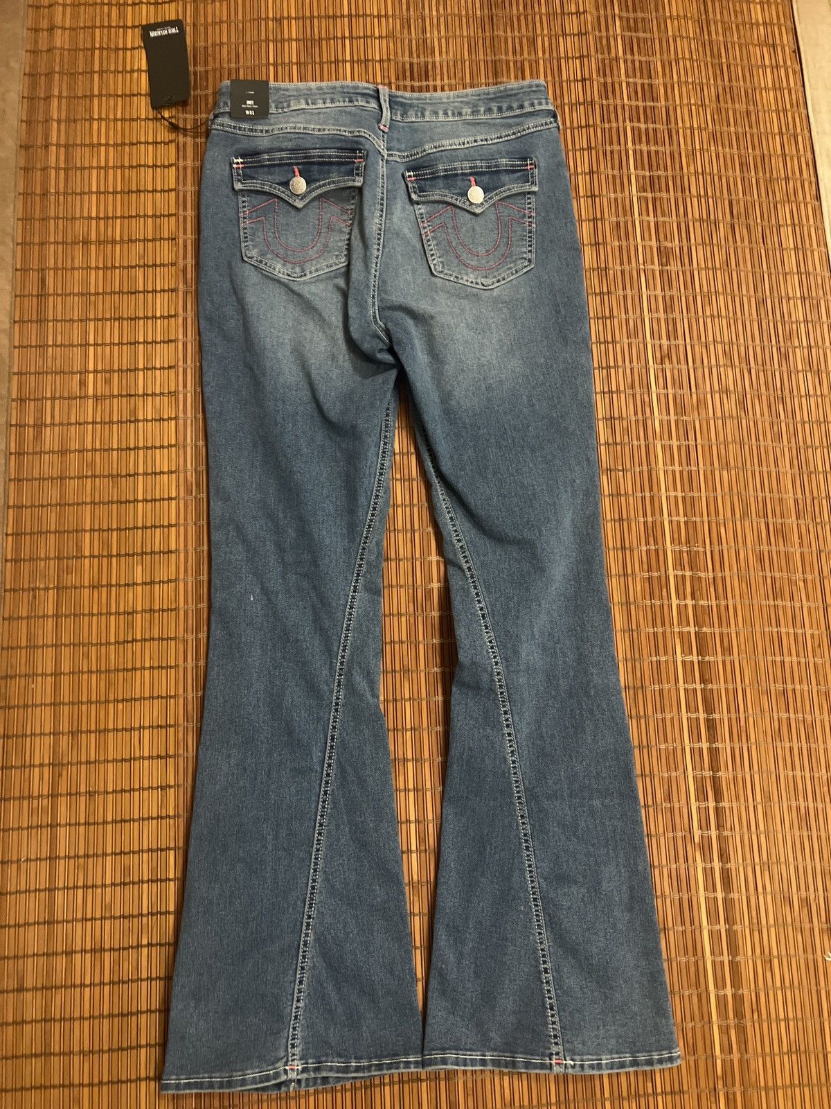 True Religion True Religion joey mid rise flap flare medium sunkissed wash Size 31" - 5 Thumbnail