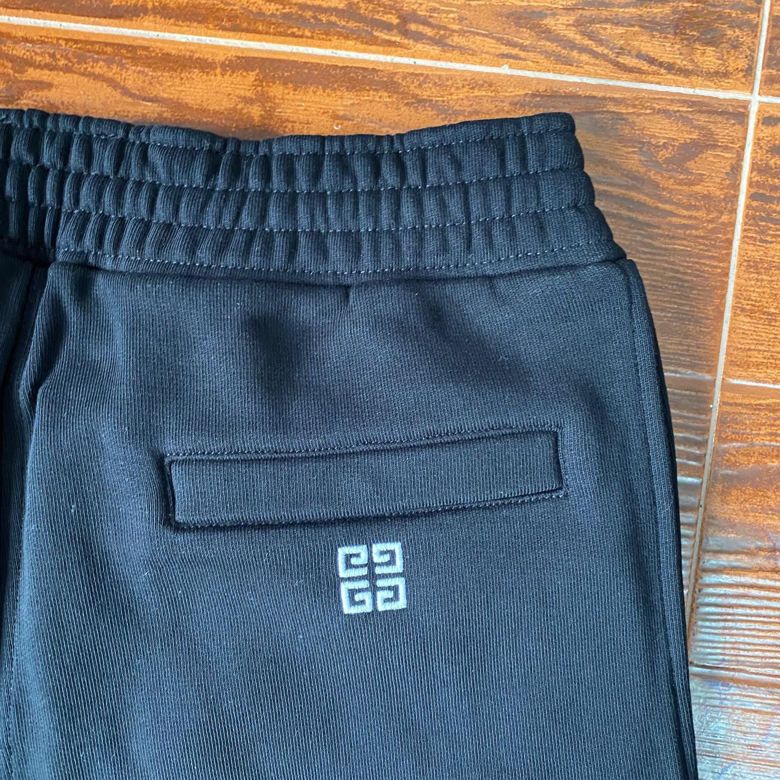Givenchy Black Embroidered College Arch Logo Sweatpants Size US 32 / EU 48 - 10 Thumbnail