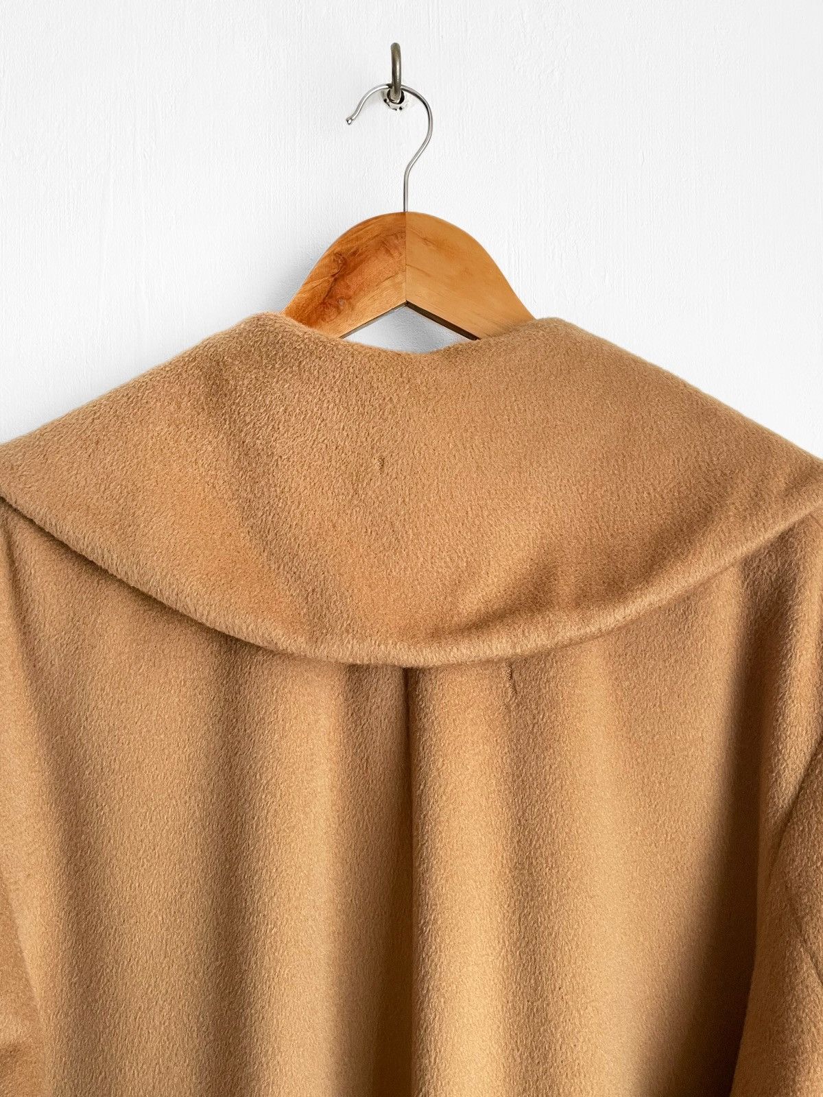 Celine Vintage Celine Paris Camel Wool Coat Single Breasted Iconic Size XL / US 12-14 / IT 48-50 - 10 Thumbnail