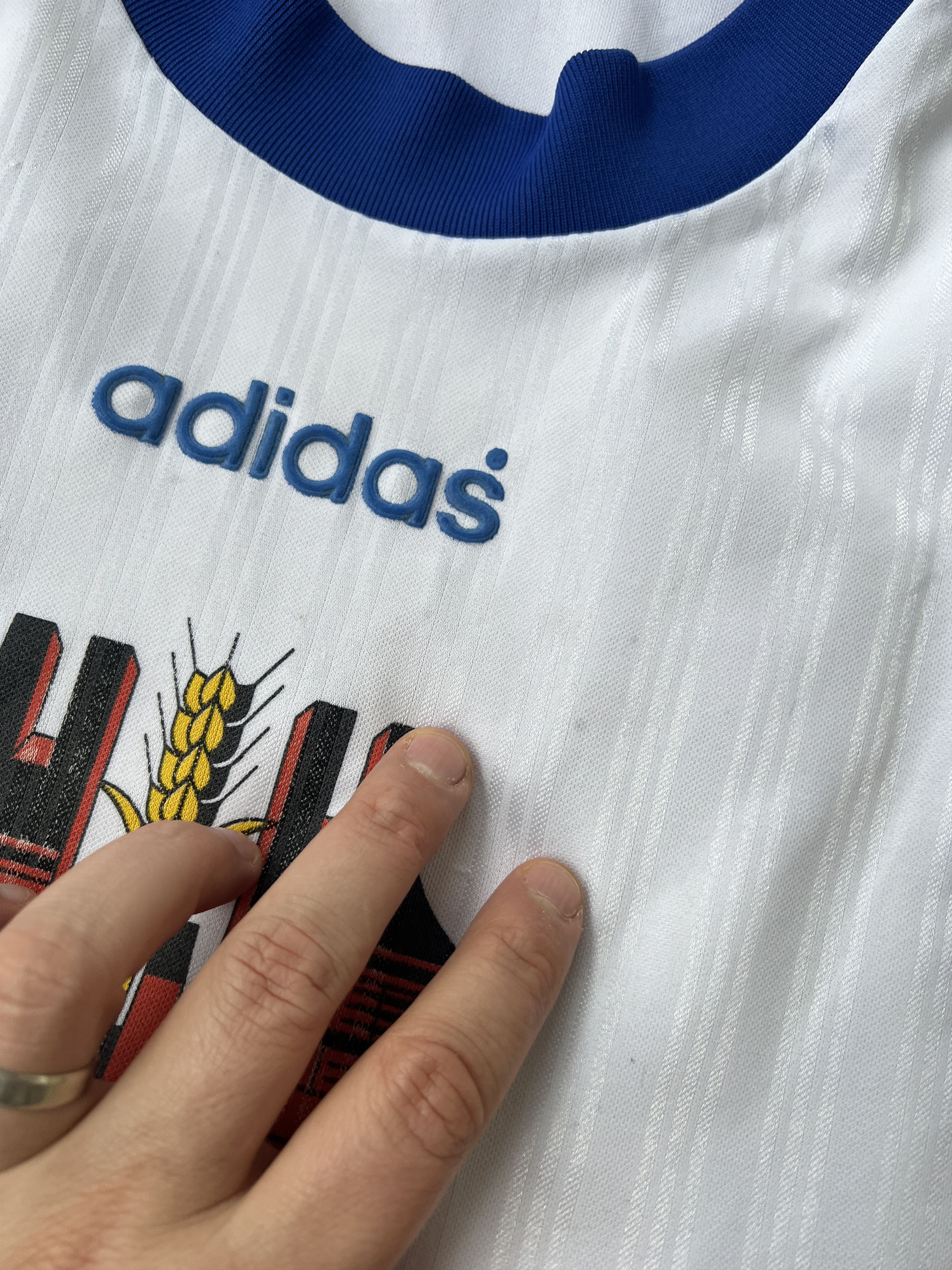 Adidas Vintage Adidas Feldschlosschen 14 Jersey Size US L / EU 52-54 / 3 - 8 Thumbnail
