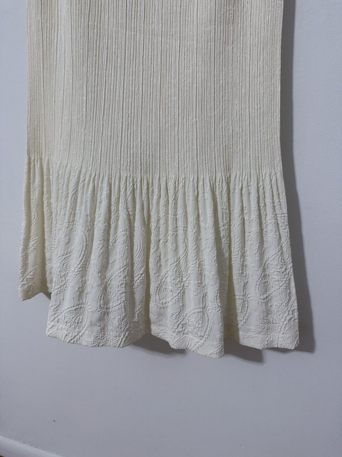 Issey Miyake Issey Miyake Vintage White Pattern Pleated Skirt Size 30" / US 8 / IT 44 - 3 Thumbnail