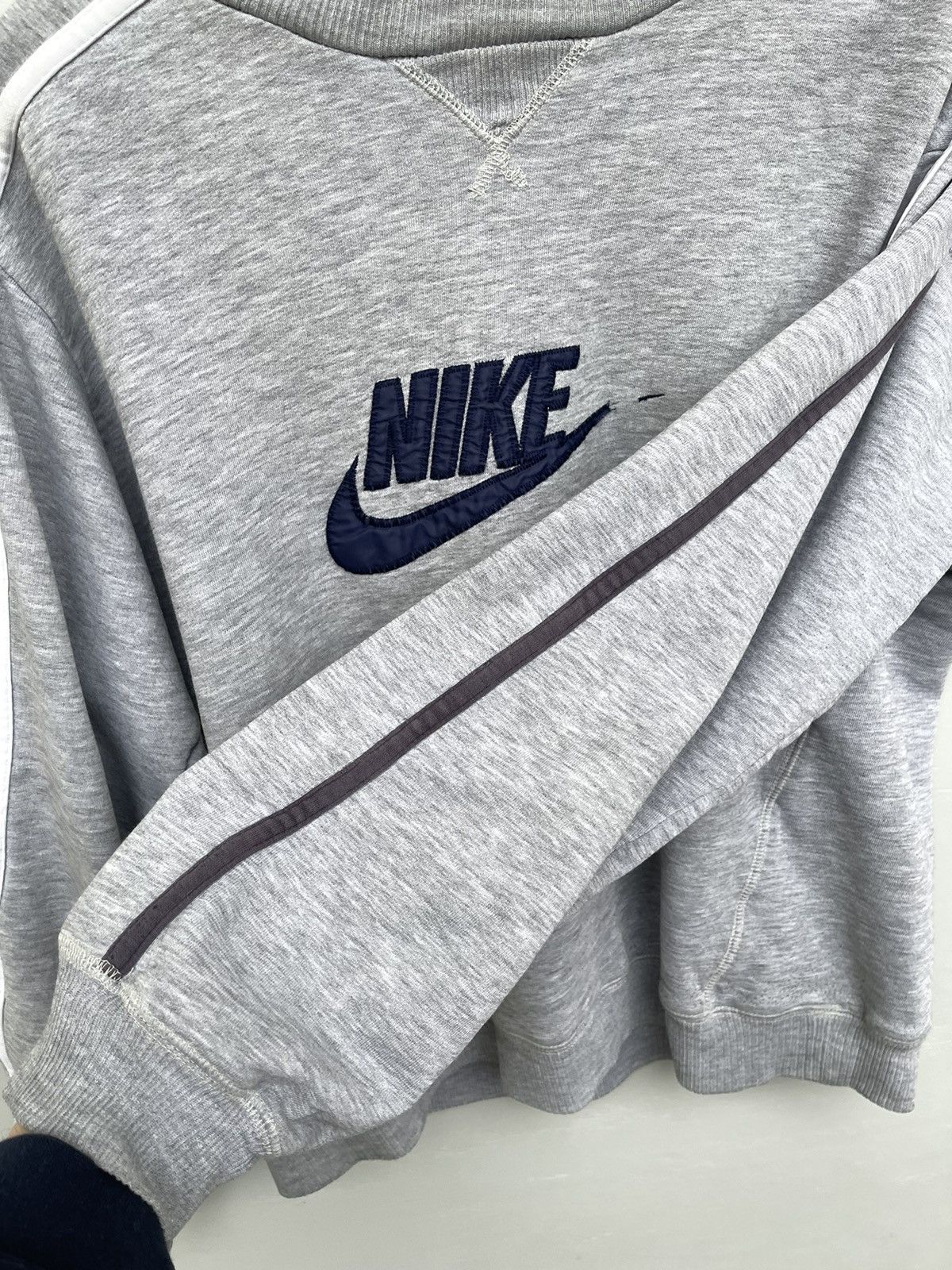 Nike Nike Vintage Crewneck Sweatshirt Gray Tag Big Swoosh Logo Size US L / EU 52-54 / 3 - 9 Thumbnail