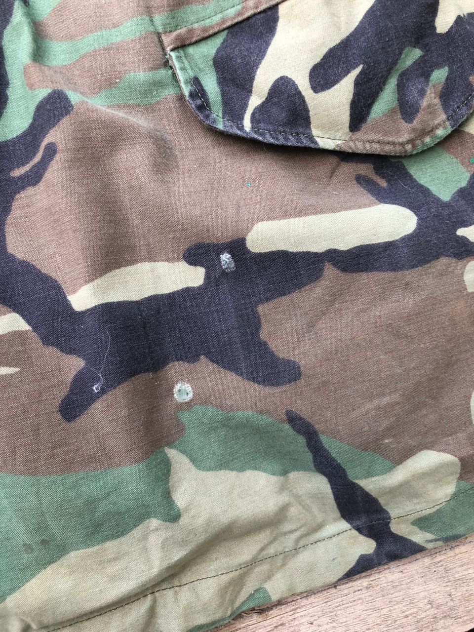Vintage Vintage 80s Military Woodland Camo Parka Jacket Size US L / EU 52-54 / 3 - 6 Thumbnail