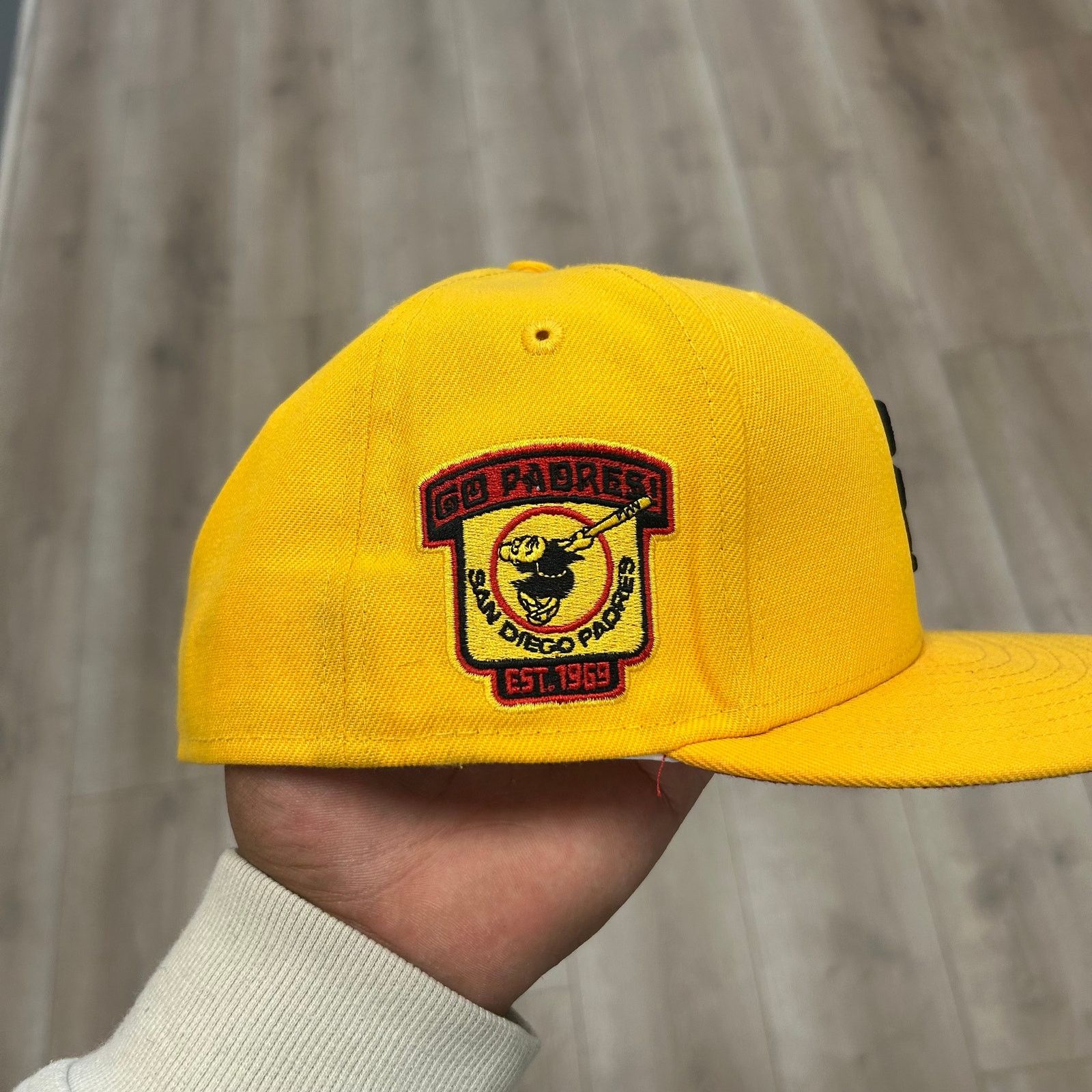 New Era San Diego Padres Fitted Hat 7 1/4 Cobra Kai Collection Size ONE SIZE - 5 Thumbnail