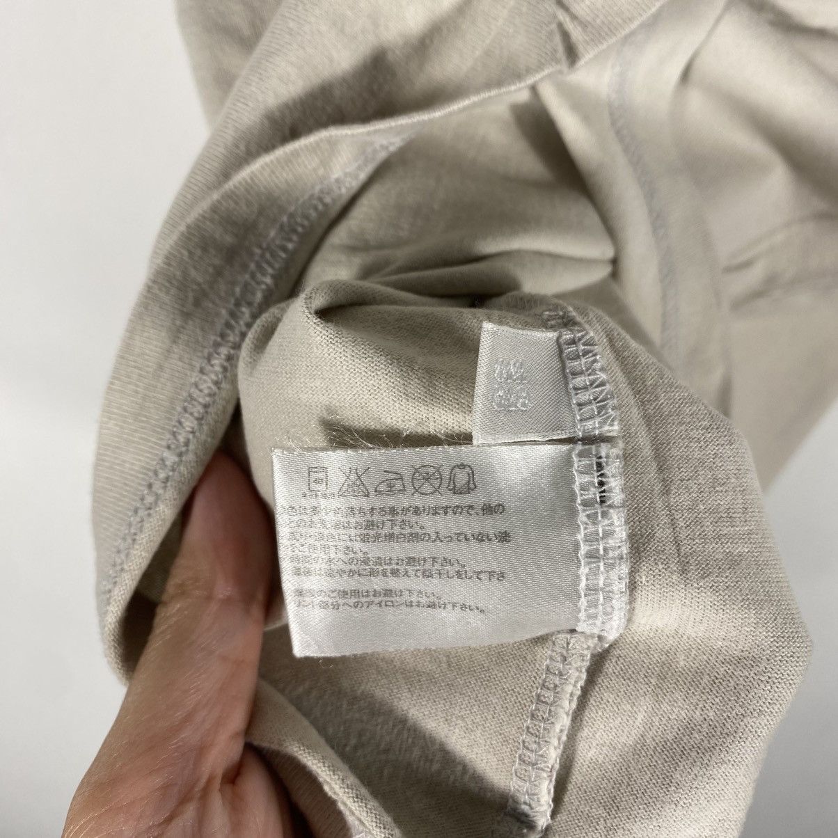 Barbara Kruger Vintage 00s BARBARA KRUGER Your Comfort Is My Silence Tee Size US S / EU 44-46 / 1 - 9 Thumbnail