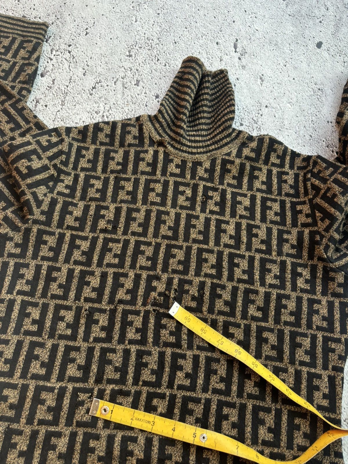 Fendi Vintage Fendi Zucca Turtleneck knit Monogram Size L / US 10 / IT 46 - 11 Thumbnail