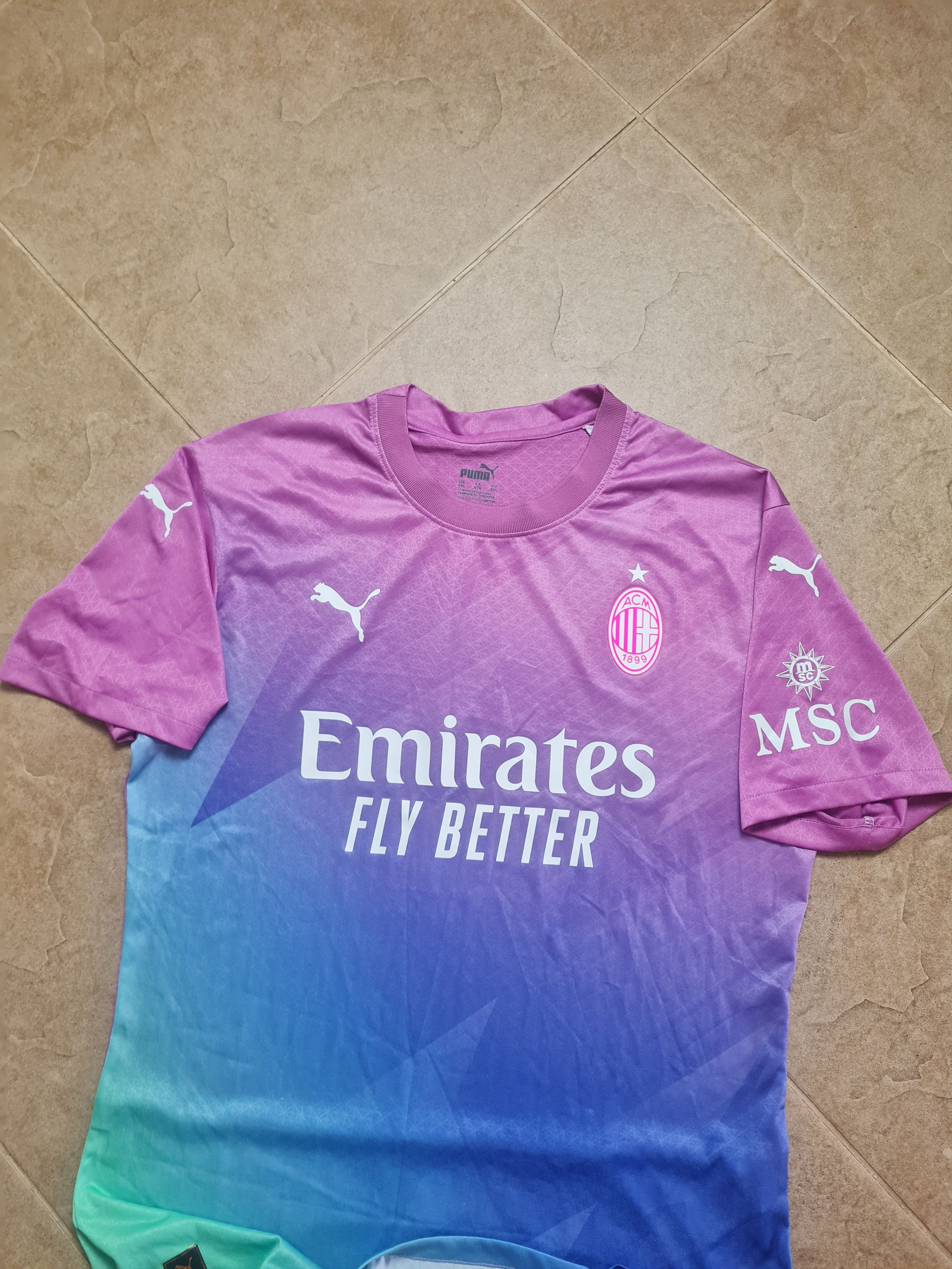 Puma Football T-shirts Men's Jersey Puma AC MILAN JERSEY Soocer Size US XL / EU 56 / 4 - 8 Thumbnail
