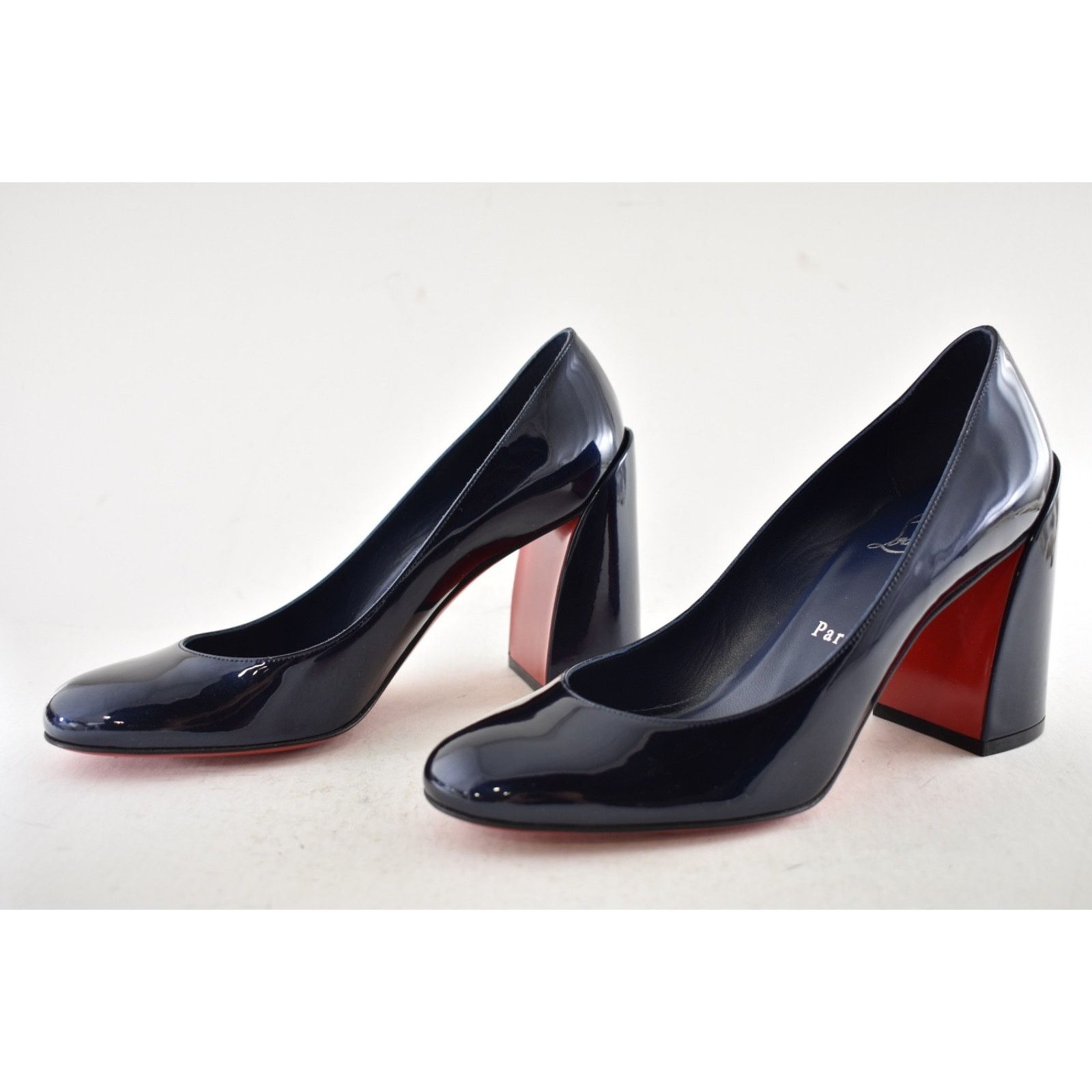 Christian Louboutin Christian Louboutin Miss Sab 85 Zaffiro Patent Pump 37.5 Size US 7.5 / IT 37.5 - 14 Thumbnail