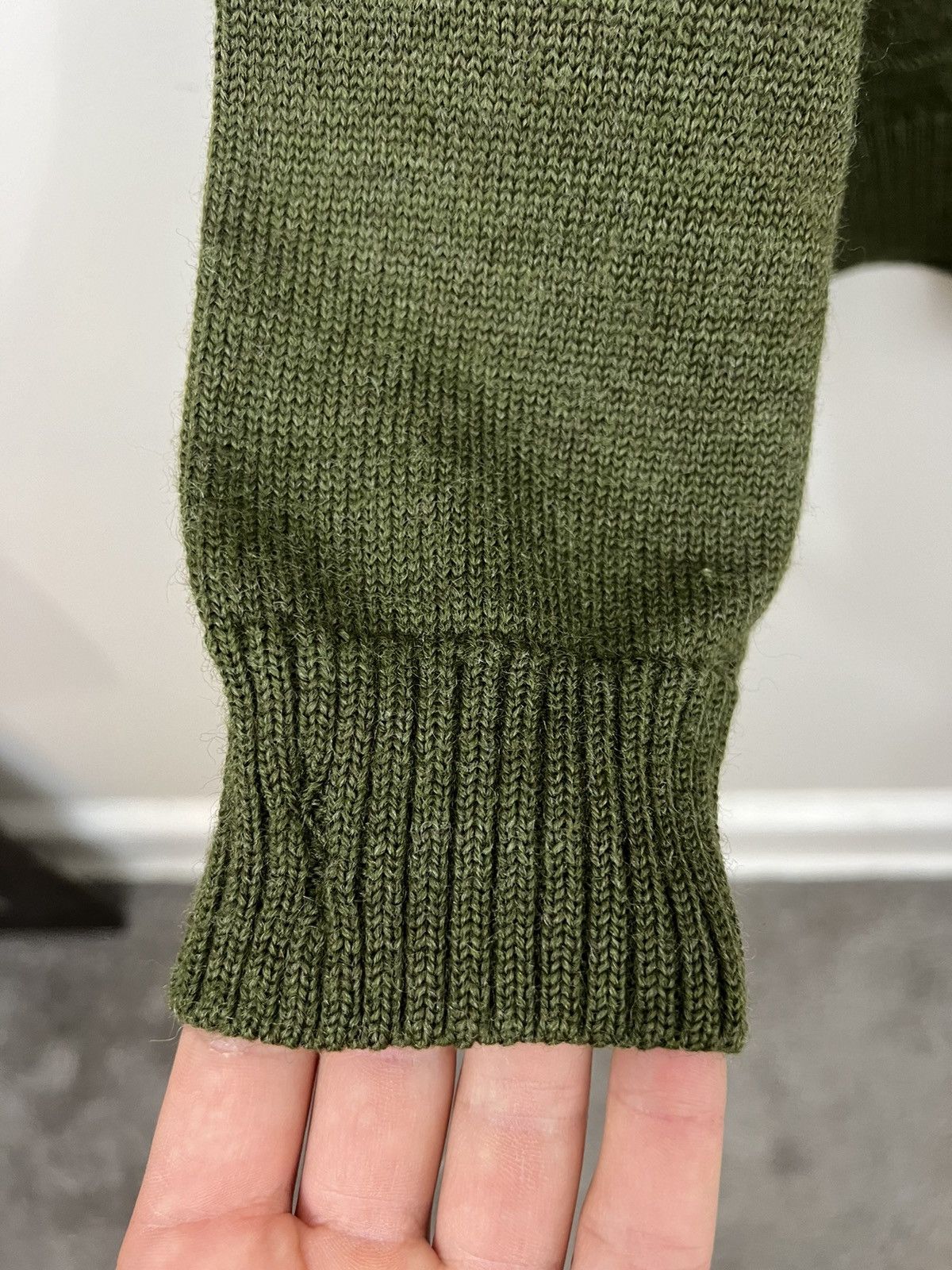 Burberry × Vintage Vintage Burberrys New Wool Golf Course Knit Sweatshirt Size US L / EU 52-54 / 3 - 14 Thumbnail