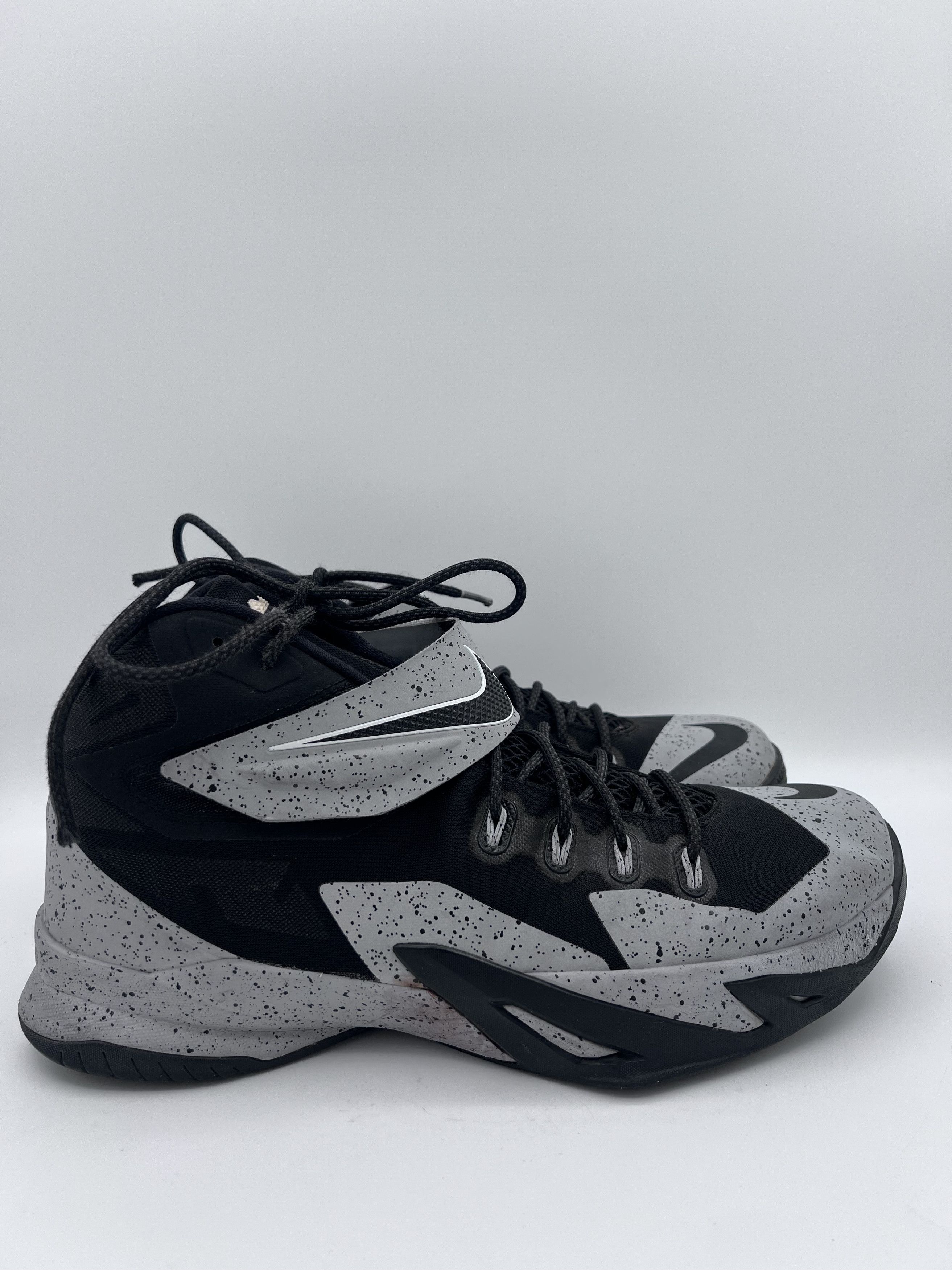 Nike Nike Zoom Soldier 8 Black Grey Speckled 688579-001 Mens 13 Size US 13 / EU 46 - 1 Thumbnail