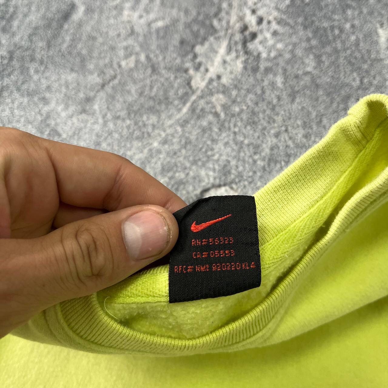 Nike Vintage 80s Nike Switshirt Big Logo Size S Size US S / EU 44-46 / 1 - 9 Thumbnail