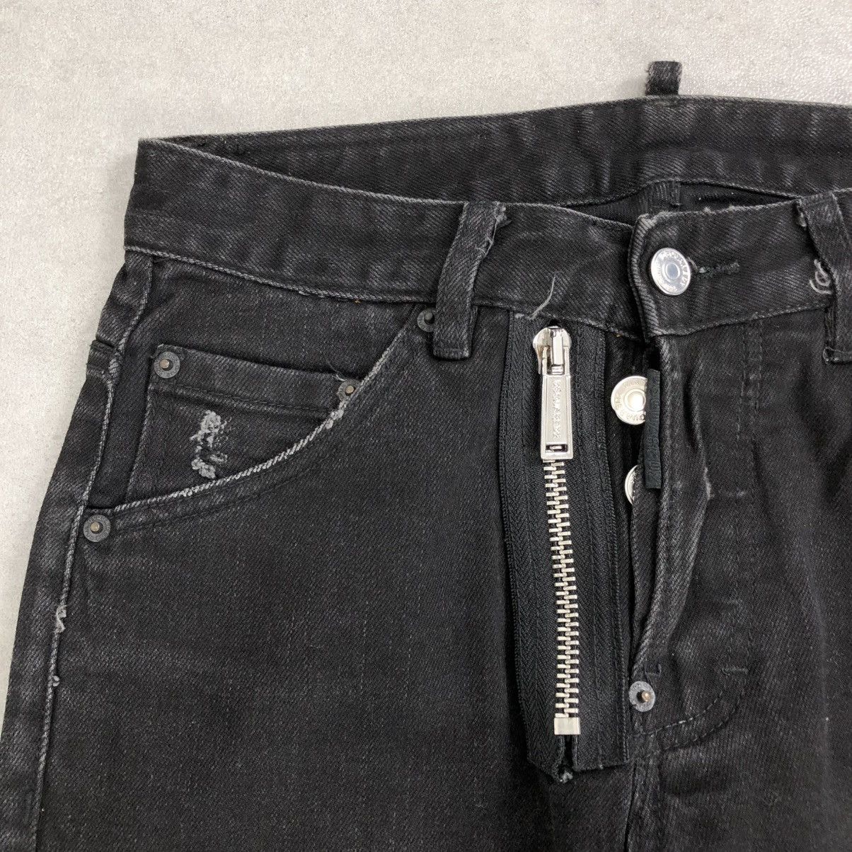 Dsquared2 × If Six Was Nine 🇮🇹Dsquared2 Distressed Button Fly Crazy Black Wash Jeans Y2K Size US 32 / EU 48 - 6 Thumbnail