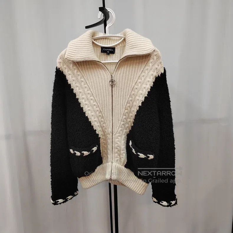 Chanel Chanel Woollen coat Size XS / US 0-2 / IT 36-38 - 1 Thumbnail