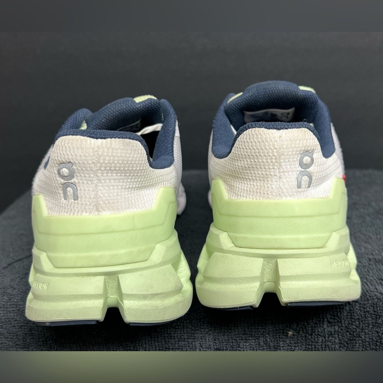 On On Cloudflyer II 2 Running Shoes 21.99031 Women’s Size 9 Size US 9 / IT 39 - 6 Thumbnail