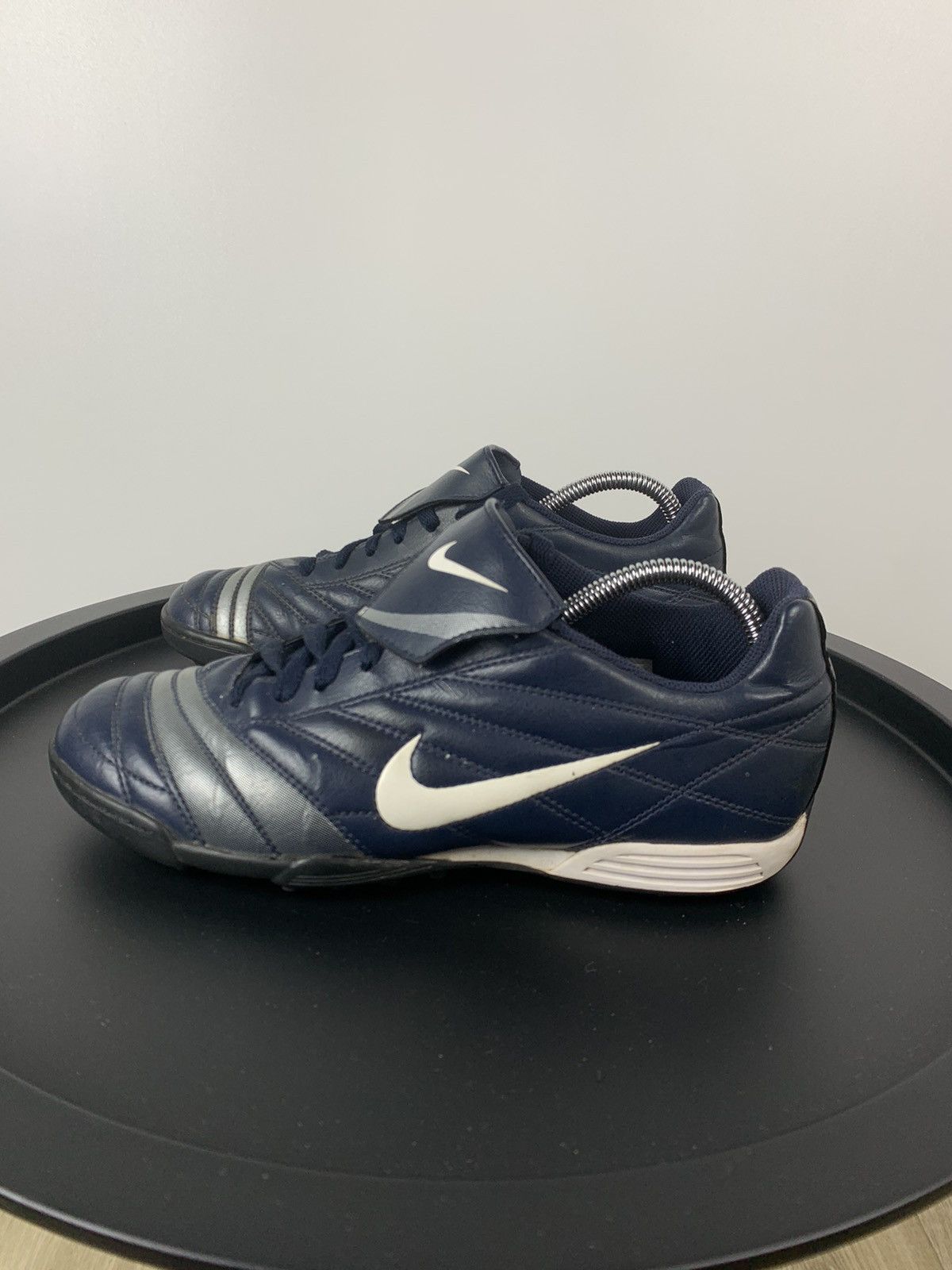 Nike Vintage Nike Tiempo SG Football Boots UK 7 US 8 Blue Size US 7 / EU 40 - 1 Thumbnail