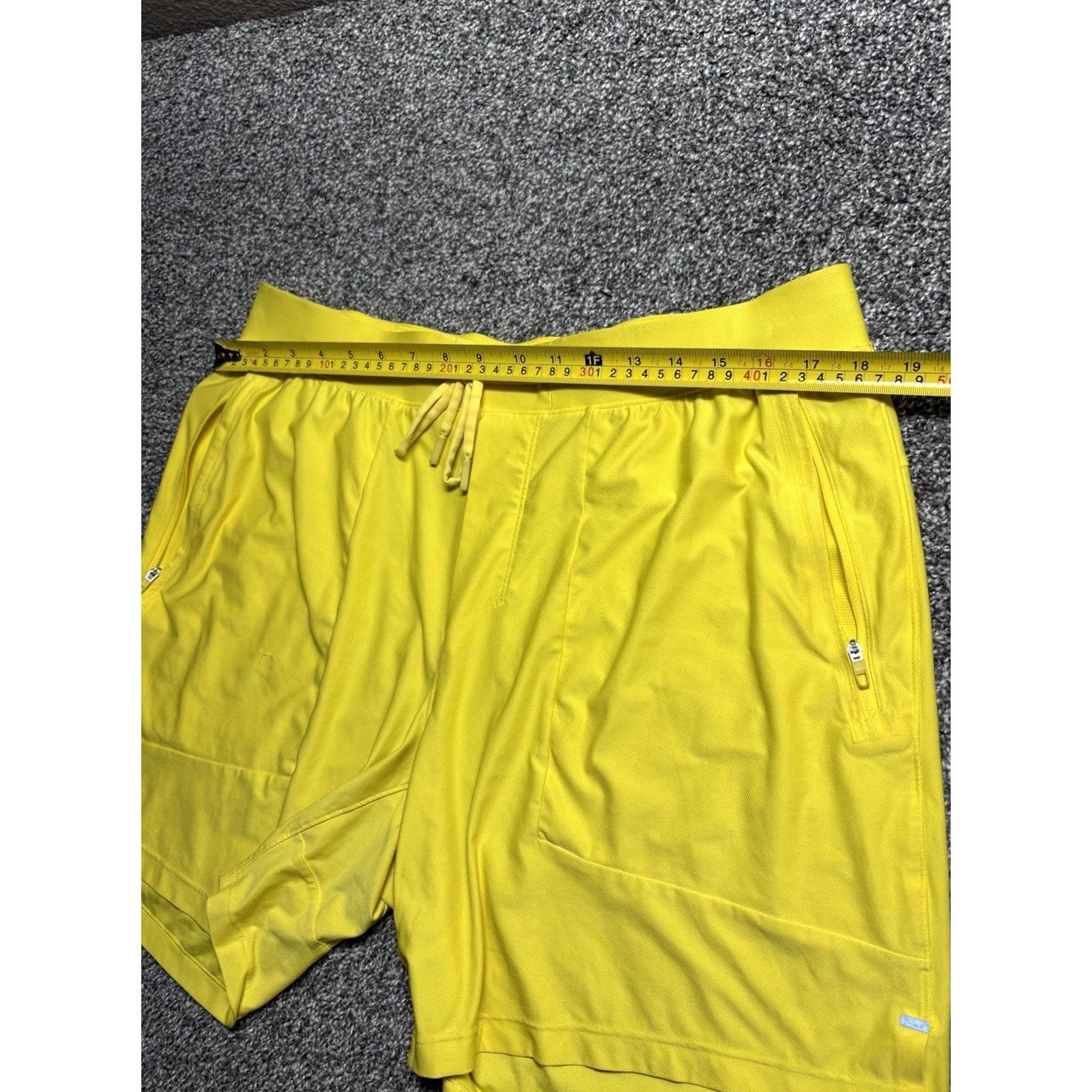 Lululemon Lululemon License to Train Shorts Mens XL Yellow LM7BBIS Running Gym Workout Size US 36 / EU 52 - 6 Thumbnail