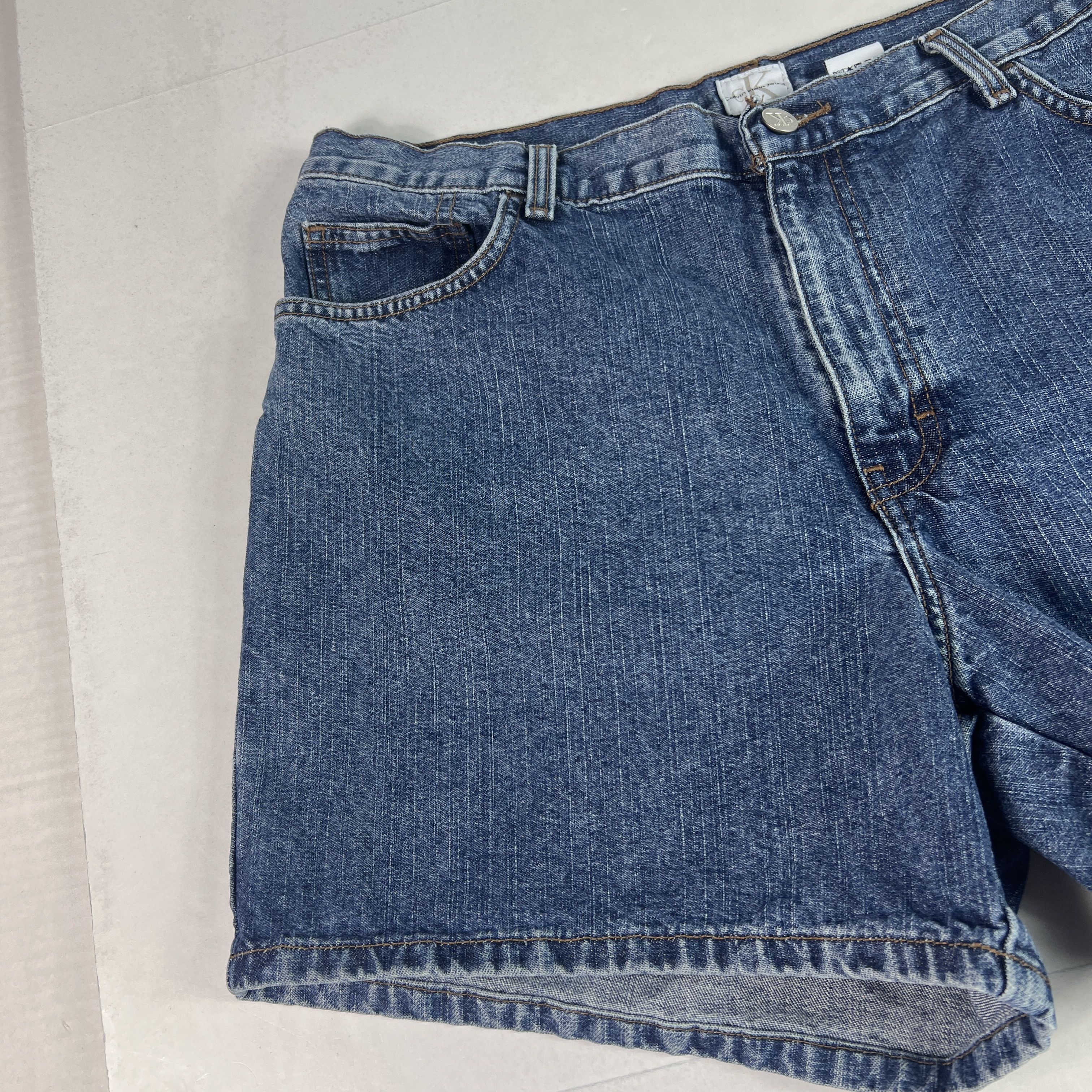 Calvin Klein Y2K Calvin Klein Shorts High Rise Blue Denim Jorts No Tags Size 34" / US 12 / IT 48 - 3 Thumbnail