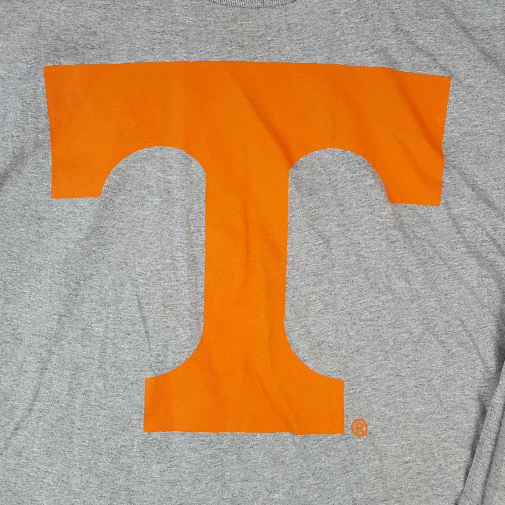 Delta Y2K Tennessee Vols Big Logo College Football Mens Size XL TN Volunteers T Shirt Size US XL / EU 56 / 4 - 2 Thumbnail