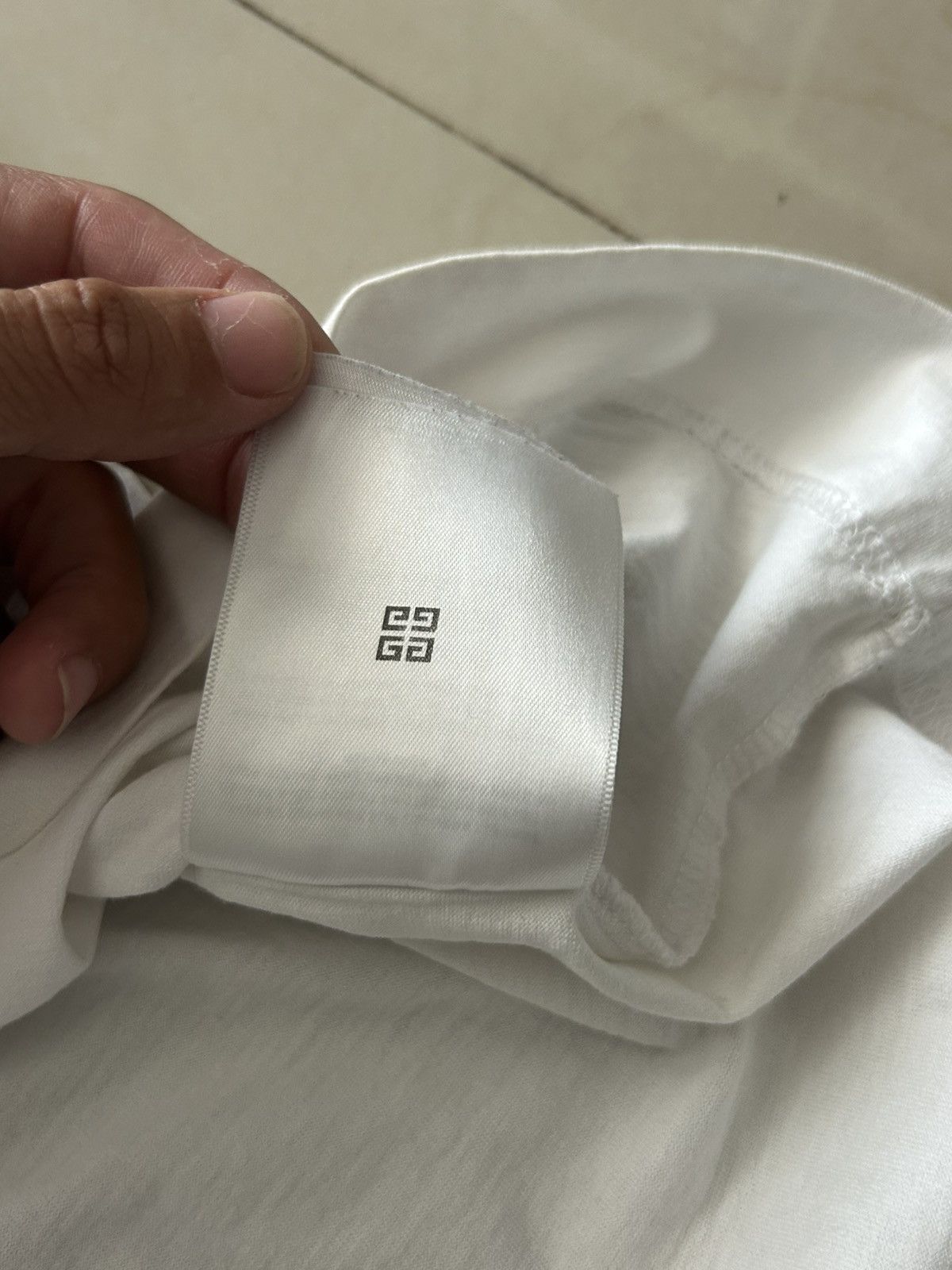Givenchy Givenchy College Logo Tee Size US S / EU 44-46 / 1 - 4 Thumbnail