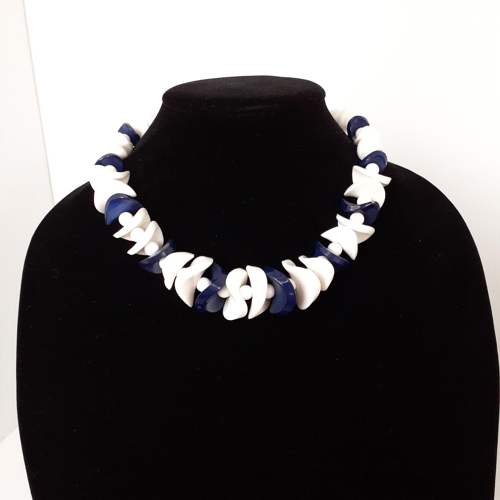Designer Stunning Blue and White Abstract Design Necklace Size ONE SIZE - 7 Thumbnail