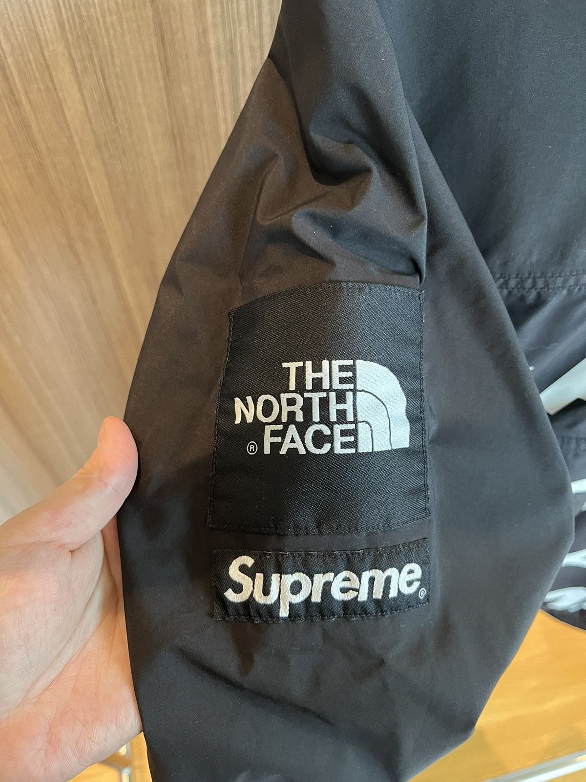 Supreme × The North Face Supreme x TNF BAMN Mountain Pullover Jacket Size US L / EU 52-54 / 3 - 2 Thumbnail