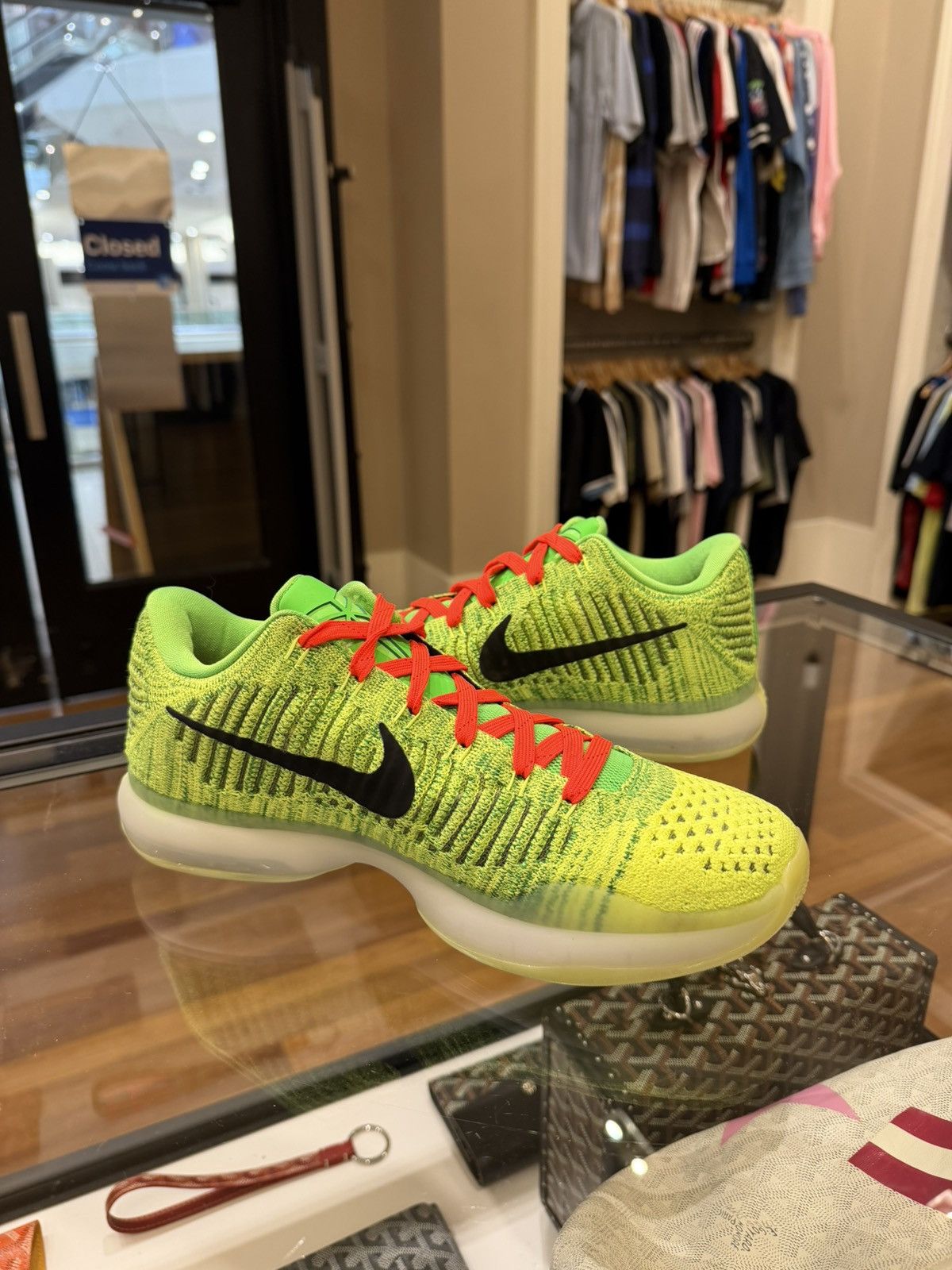 Nike Nike ID. Kobe 10 Elite ‘Grinch’ Size US 8 / EU 41 - 3 Thumbnail