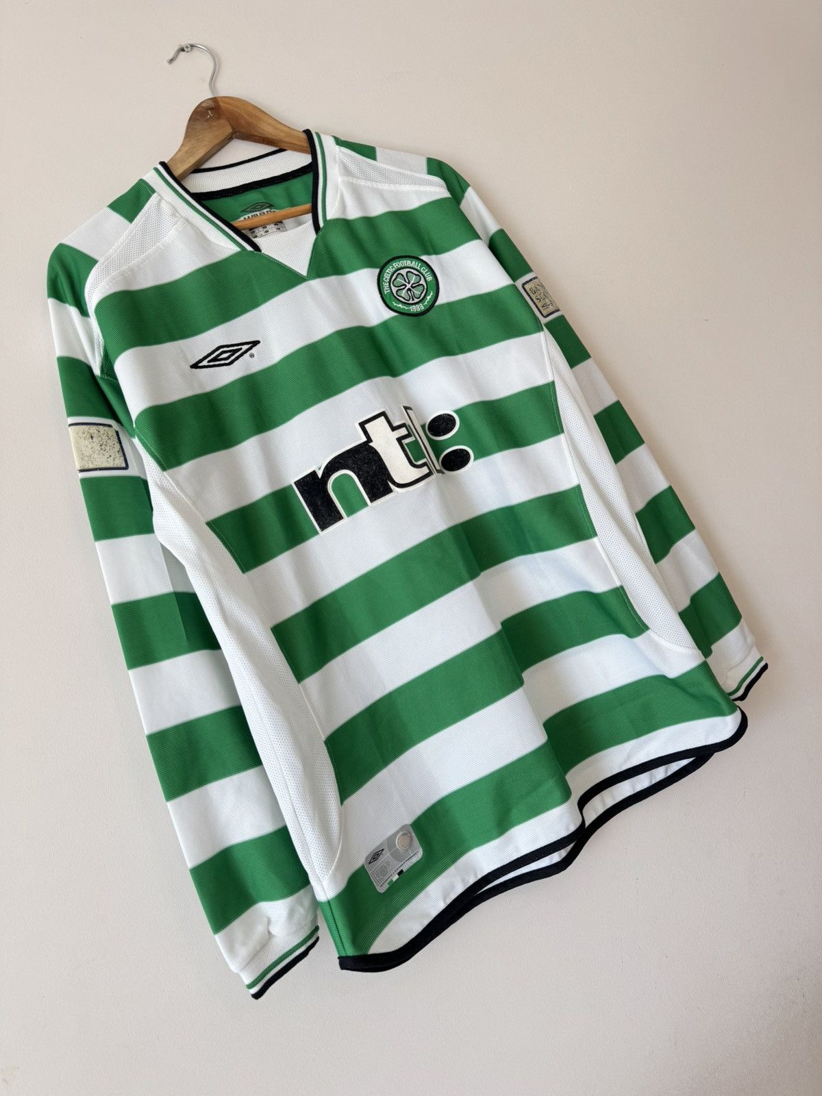 Umbro Maloney #29 Celtic 2001-2003 Home Signed Longsleeve Jersey Size US L / EU 52-54 / 3 - 7 Thumbnail