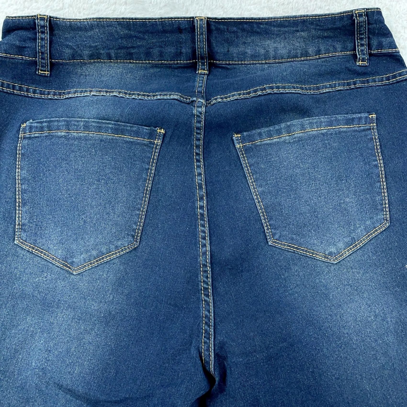 Vintage BloomChic Jeans Womens 14 Dark Wash Bootcut Stretch Denim Zip Fly 34x29 Blue Jeans Womens Bootscut Stretch Denim Zip Fly 34x29 Size 36" / US 14 / IT 50 - 3 Thumbnail