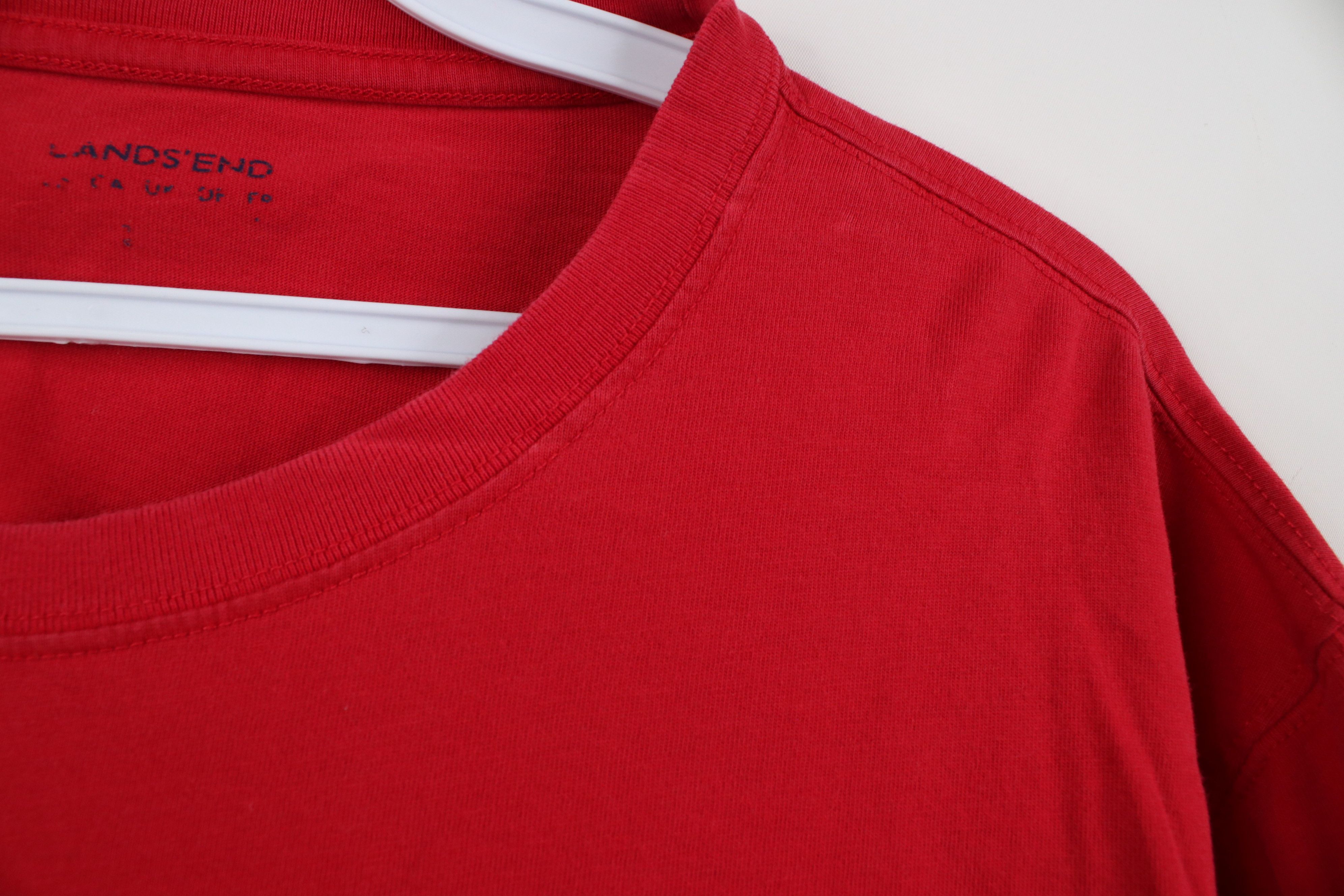 Lands' End Vintage Y2K Lands End Blank Short Sleeve Cotton T-Shirt Red Size US L / EU 52-54 / 3 - 5 Thumbnail