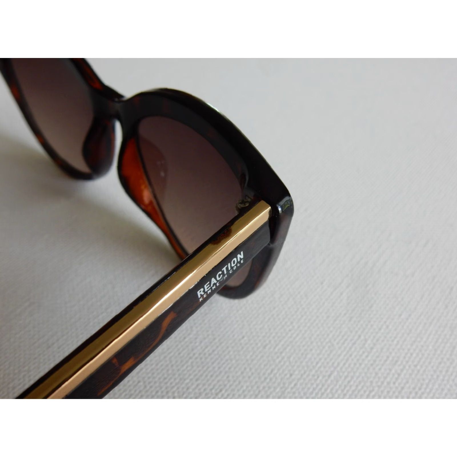 Kenneth Cole VINTAGE Kenneth Cole Sunglasses Women Brown 53mm UV Protection, Fashion Accessory Size ONE SIZE - 6 Thumbnail