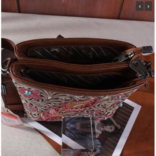Other MW1244G-9360 BLACK EMBROIDERED FLORAL CUT-OUT CROSSBODY Size ONE SIZE - 2 Thumbnail
