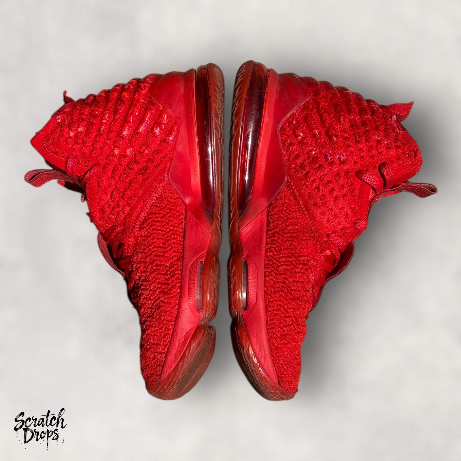 Nike Nike LeBron XVII Red Carpet University Red 10.5 Basketball Size US 10.5 / EU 43-44 - 4 Thumbnail
