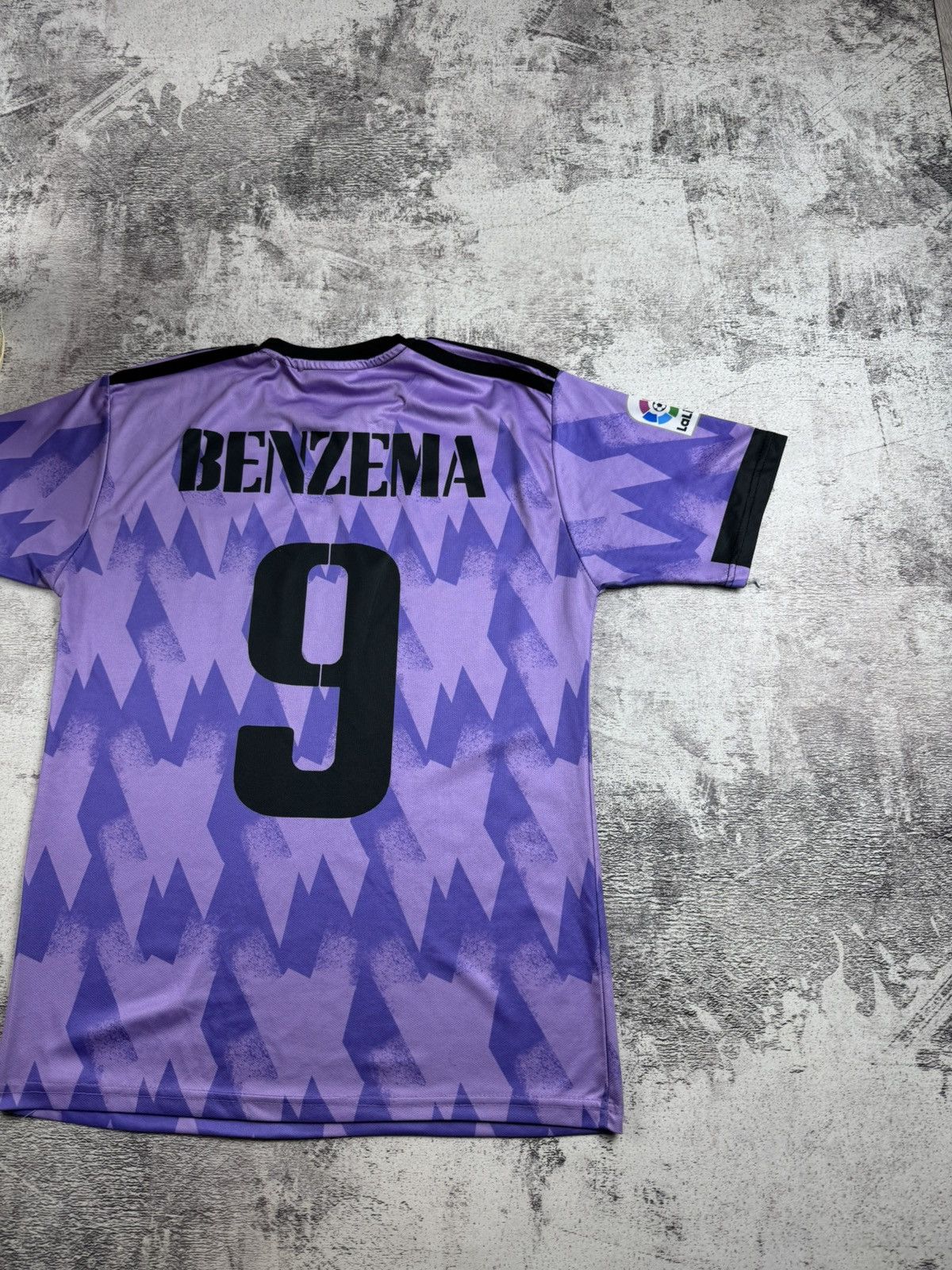 Vintage Real Madrid 2022 2023 Karim Benzema #9 Football Shirt Soccer Jersey T Shirt Tee Size US L / EU 52-54 / 3 - 15 Thumbnail