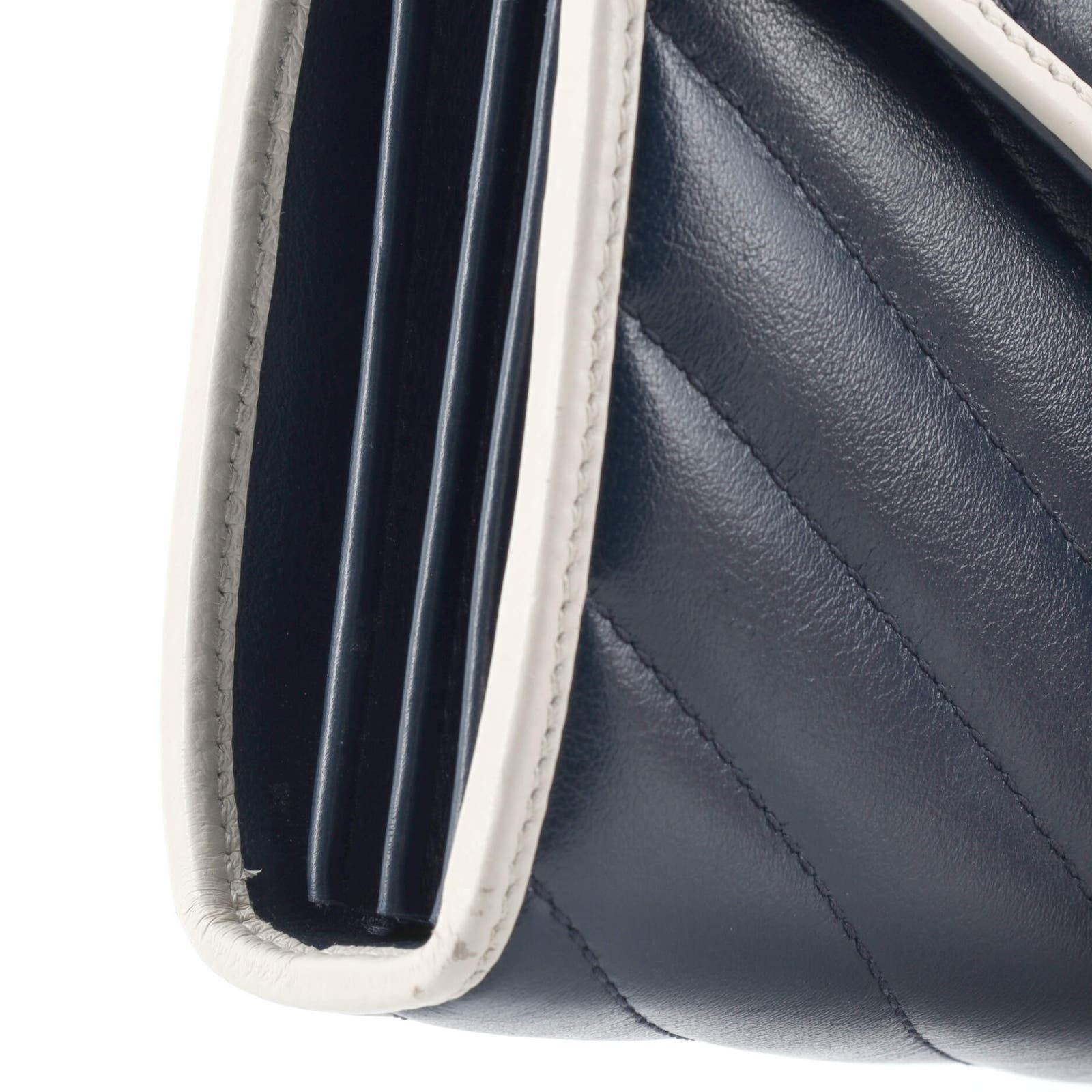 GG Marmont Chain Wallet Diagonal Quilted Leather Mini