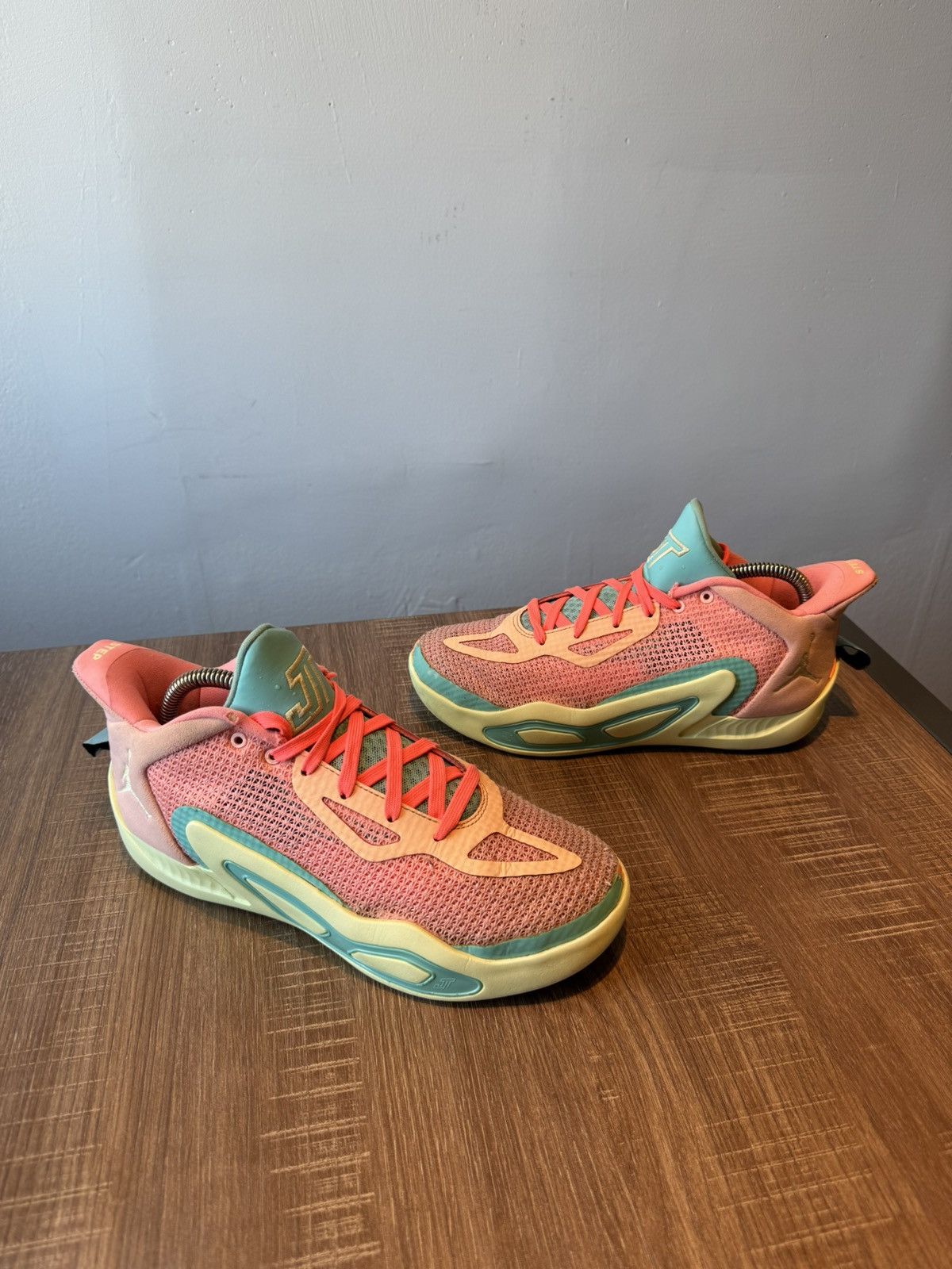 Jordan Brand Size 6.5Y GS) - Jordan Tatum 1 Low Pink Lemonade Shoes Size US 6.5 / EU 39-40 - 2 Thumbnail