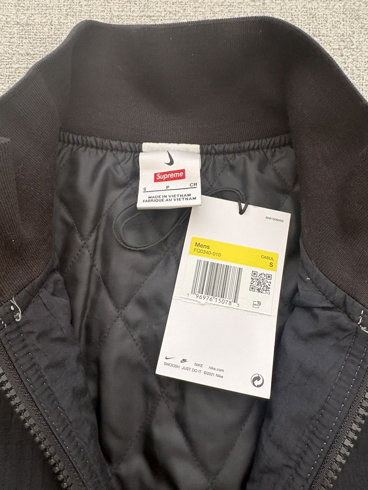 Supreme Supreme x Nike Ripstop Pullover “Black” Size US S / EU 44-46 / 1 - 8 Thumbnail