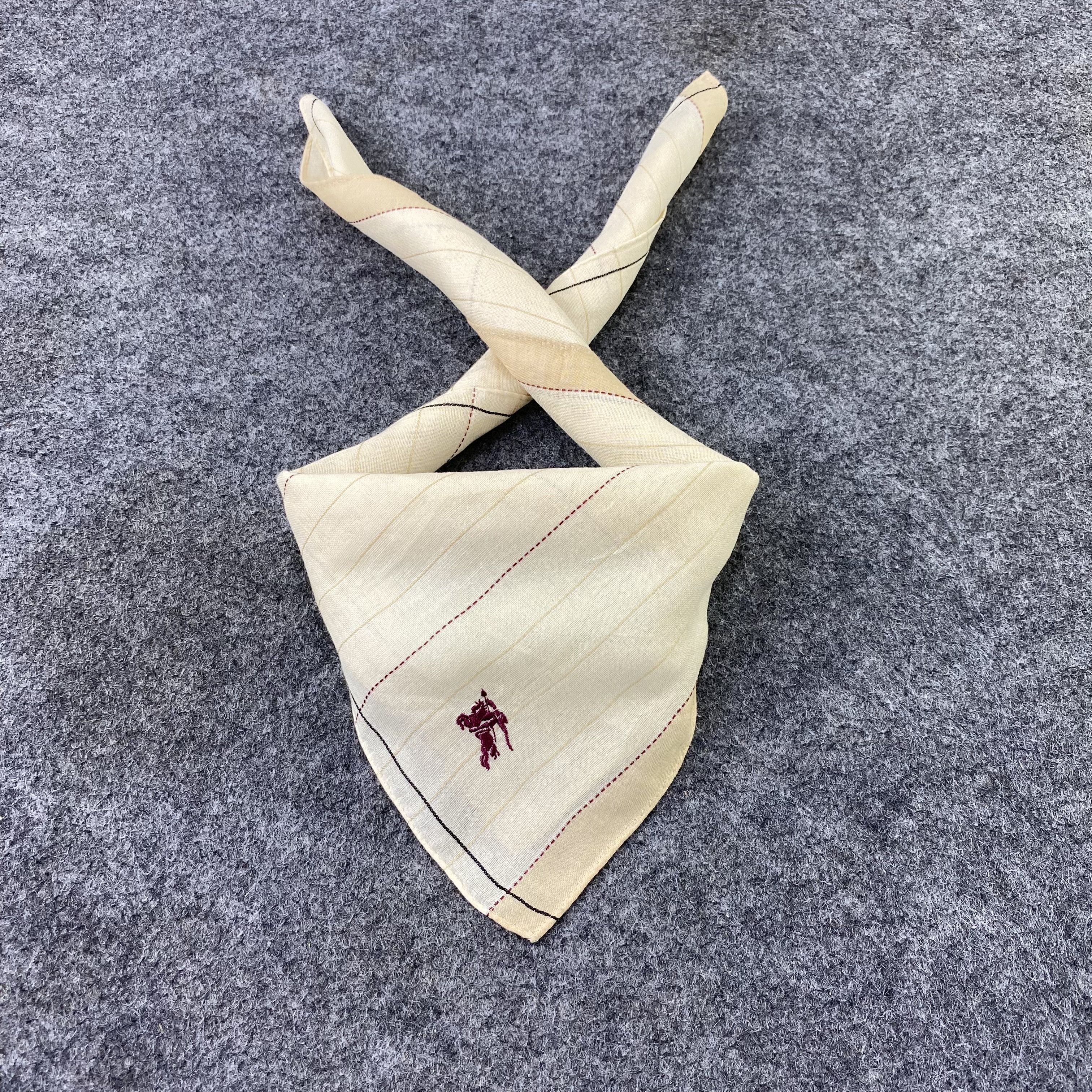 Burberry Burberry Handkerchief / Bandana / Neckerchief-B1180 Size ONE SIZE - 2 Thumbnail