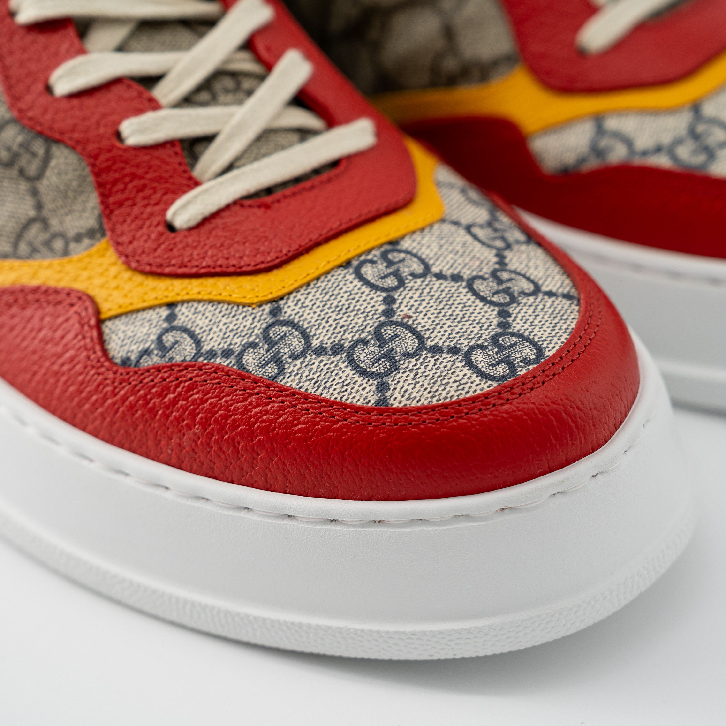 Gucci 12G Gucci GG Supreme Low Top Sneakers Beige Red Blue Green Size US 12.5 / EU 45-46 - 7 Thumbnail