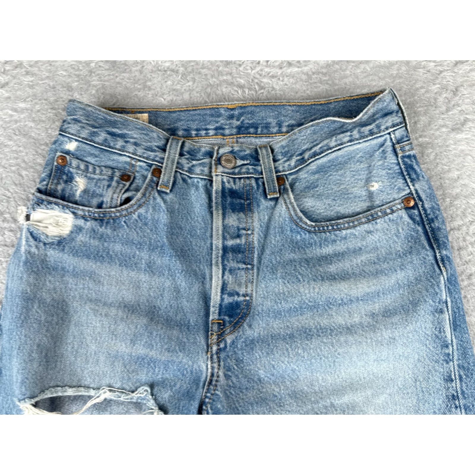 Levi's Levi's 501 Jeans Men's Regular 26x30 Blue Denim Distressed Button Fly Size US 26 / EU 42 - 4 Thumbnail