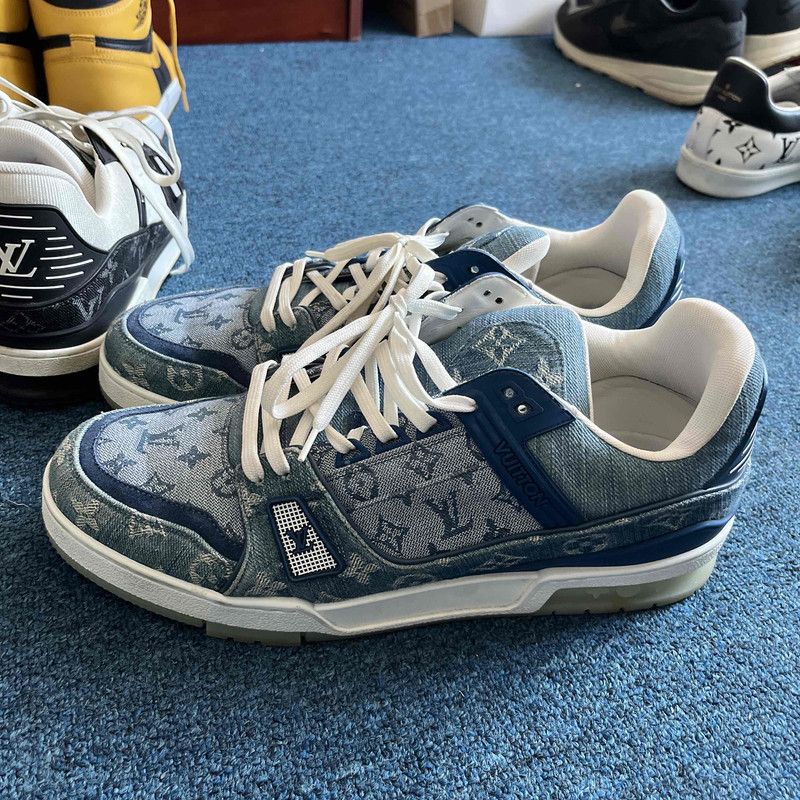 Louis Vuitton Louis Vuitton Denim Trainer Fashion Sneakers for Men 0089 Size US 11 / EU 44 - 1 Thumbnail