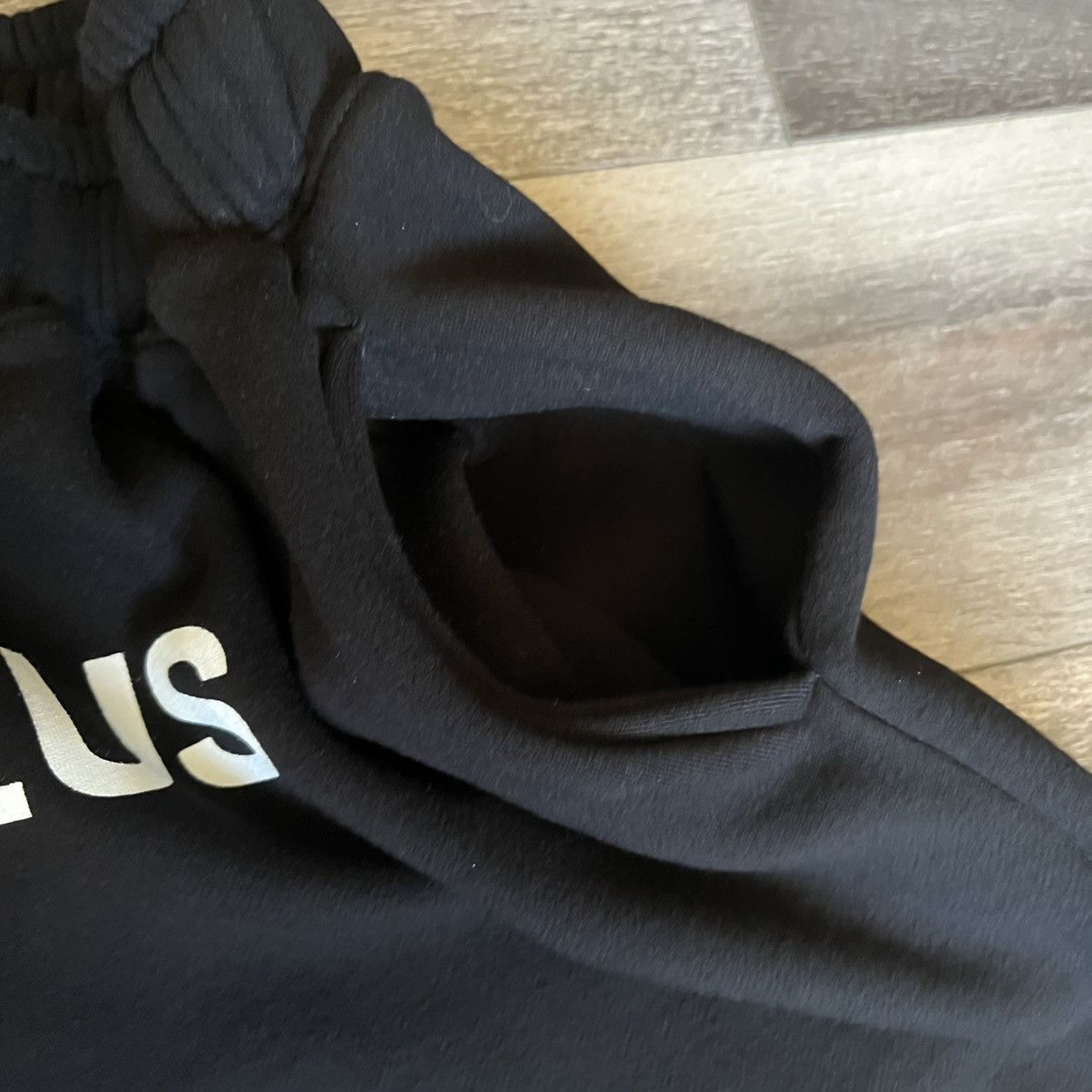 Daniel Patrick Daniel Patrick Surplus Logo Sweatshorts Black White Size XL Size US 30 / EU 46 - 6 Thumbnail