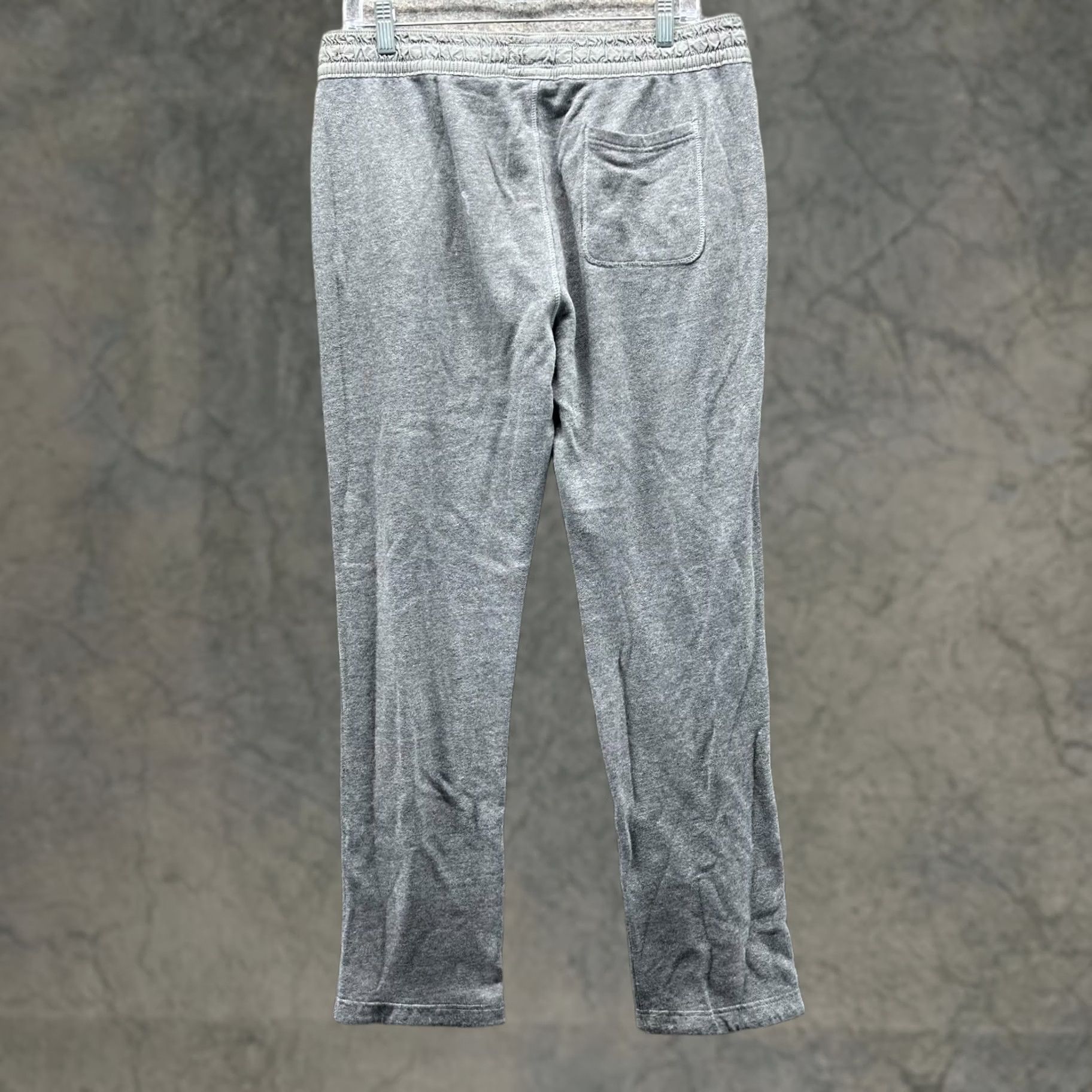 Abercrombie & Fitch Abercrombie & Fitch Sweatpants Women Medium Gray Bootcut Vtg Sweatpants, Regular Fit, 28in Inseam, Cotton, Fleece, 34in Waist, Gray, Ladies, 90s Style Size 32" / US 10 / IT 46 - 1 Thumbnail