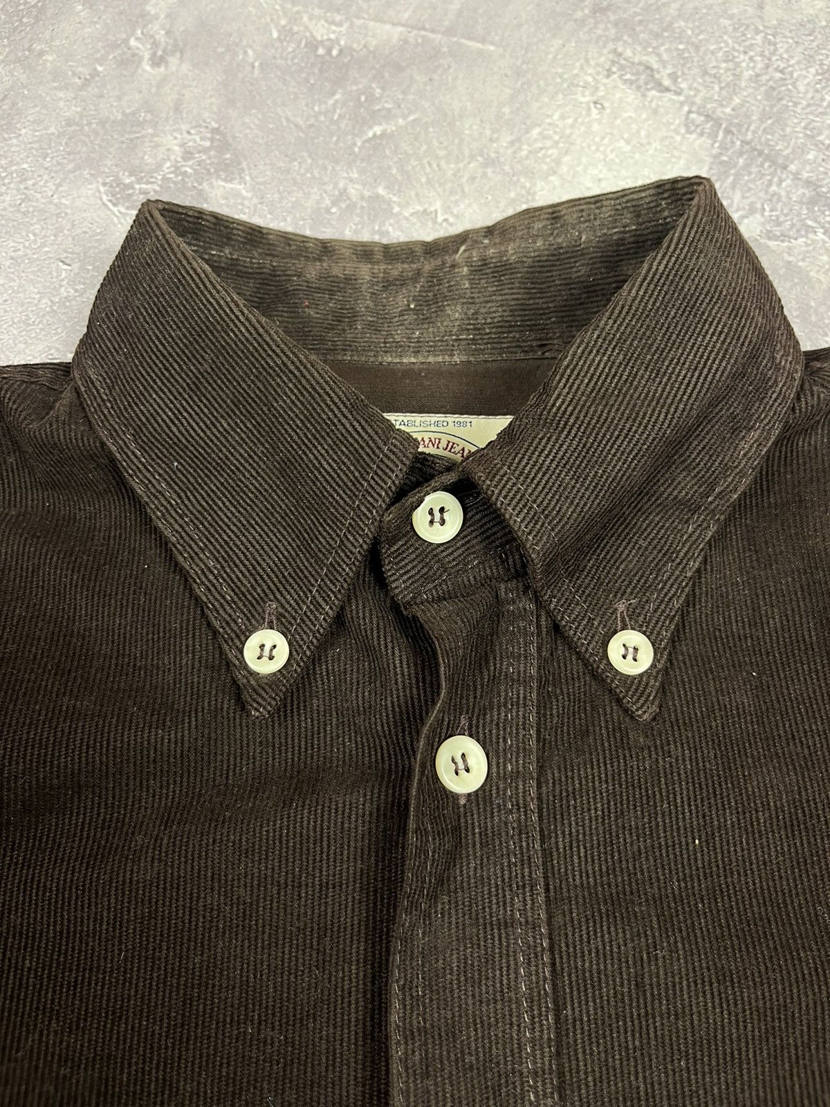 Armani Vintage 90s Armani Jeans Corduroy shirt Longsleeve Logo Embr Size US S / EU 44-46 / 1 - 3 Thumbnail