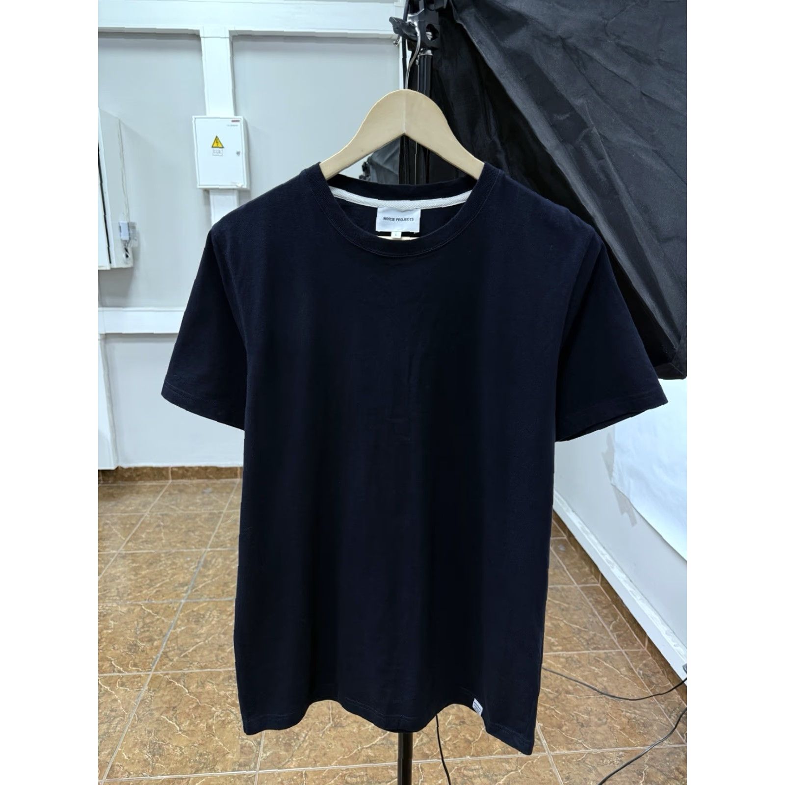 Norse Projects Norse Projects Niels Standard SS T-Shirt Dark Blue L Men Size US L / EU 52-54 / 3 - 2 Thumbnail