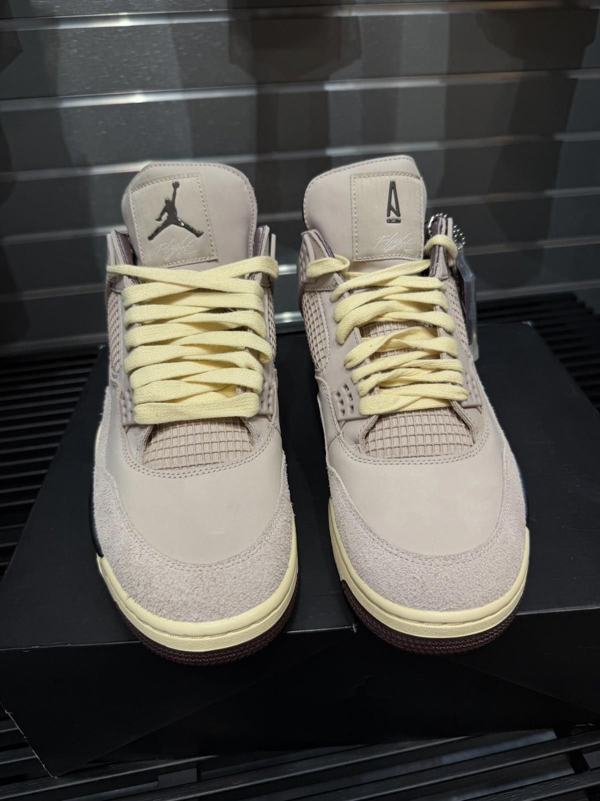 Nike Size 13.5W/12M - Jordan 4 Retro OG SP A Ma Maniére Size US 12 / IT 42 - 5 Thumbnail