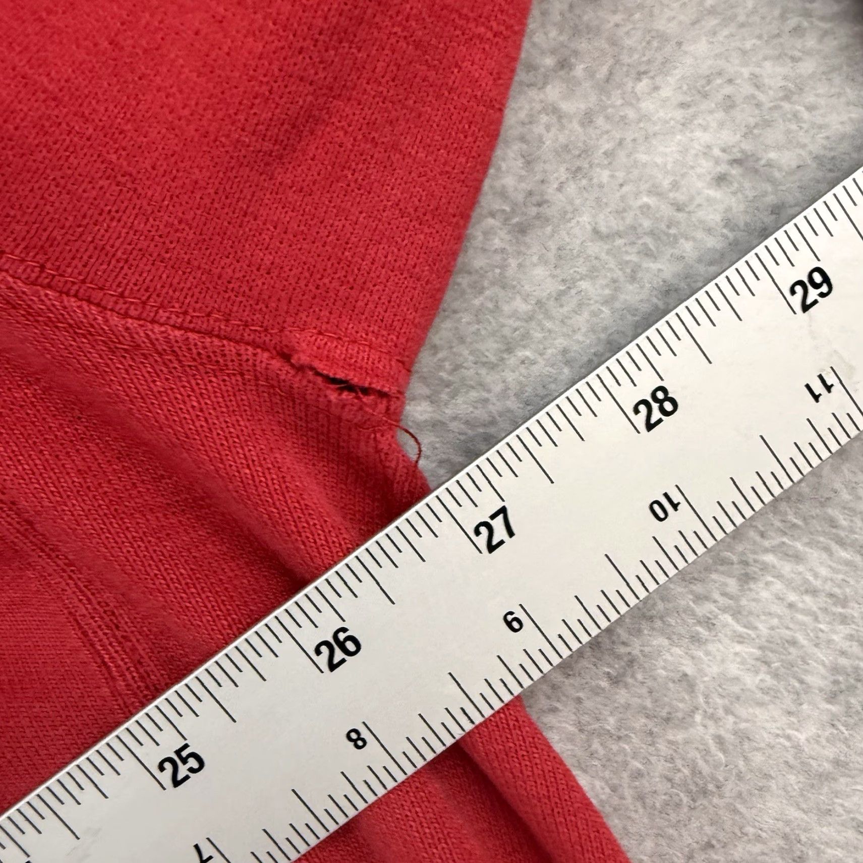 Nike VINTAGE Nike Sweatshirt Mens XL Red Embroidered Spellout Crewneck Jumper 90s y2k Size US XL / EU 56 / 4 - 6 Thumbnail