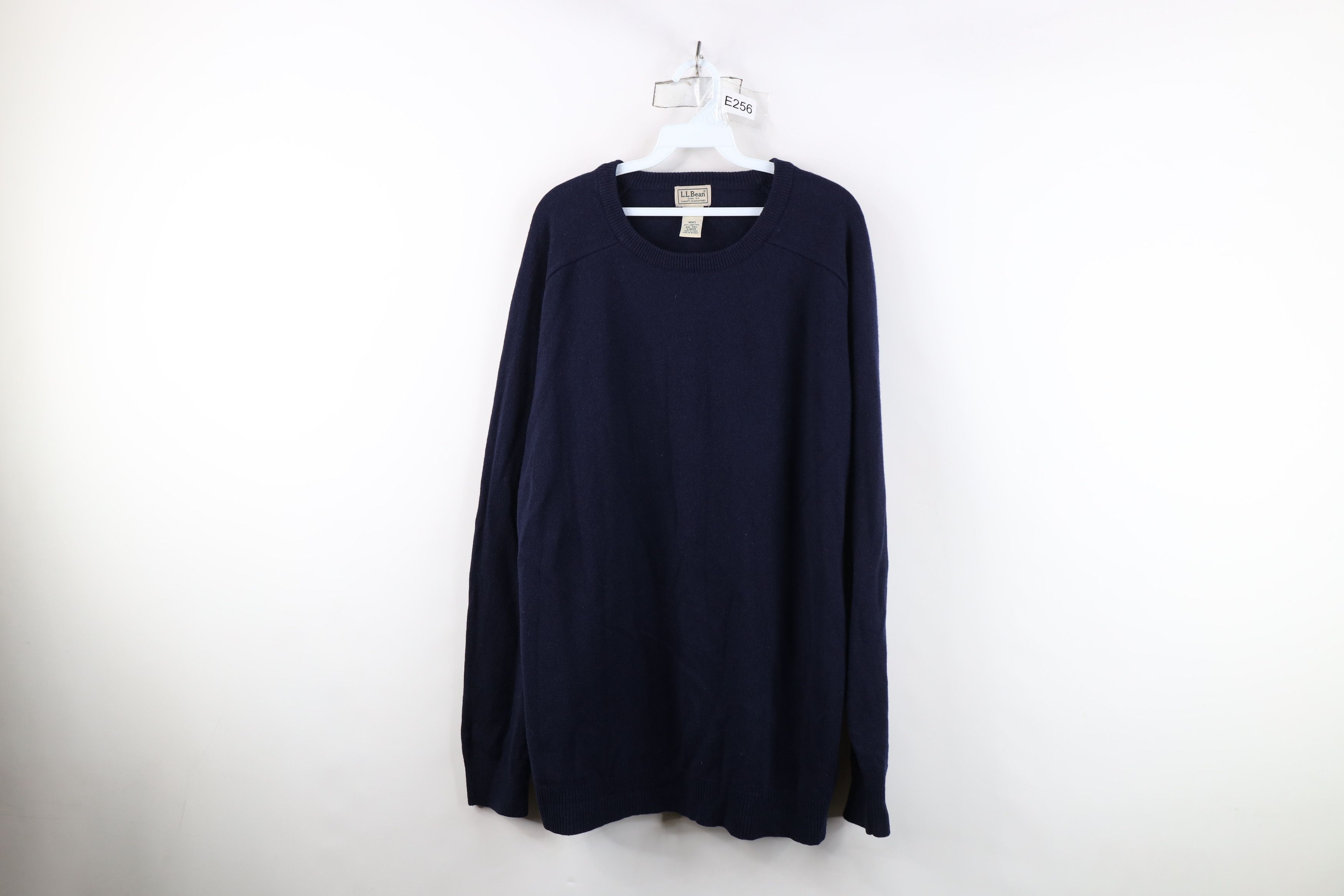 L.L. Bean Vintage 90s LL Bean Knit Crewneck Sweater Navy Blue Size US XXL / EU 58 / 5 - 1 Thumbnail