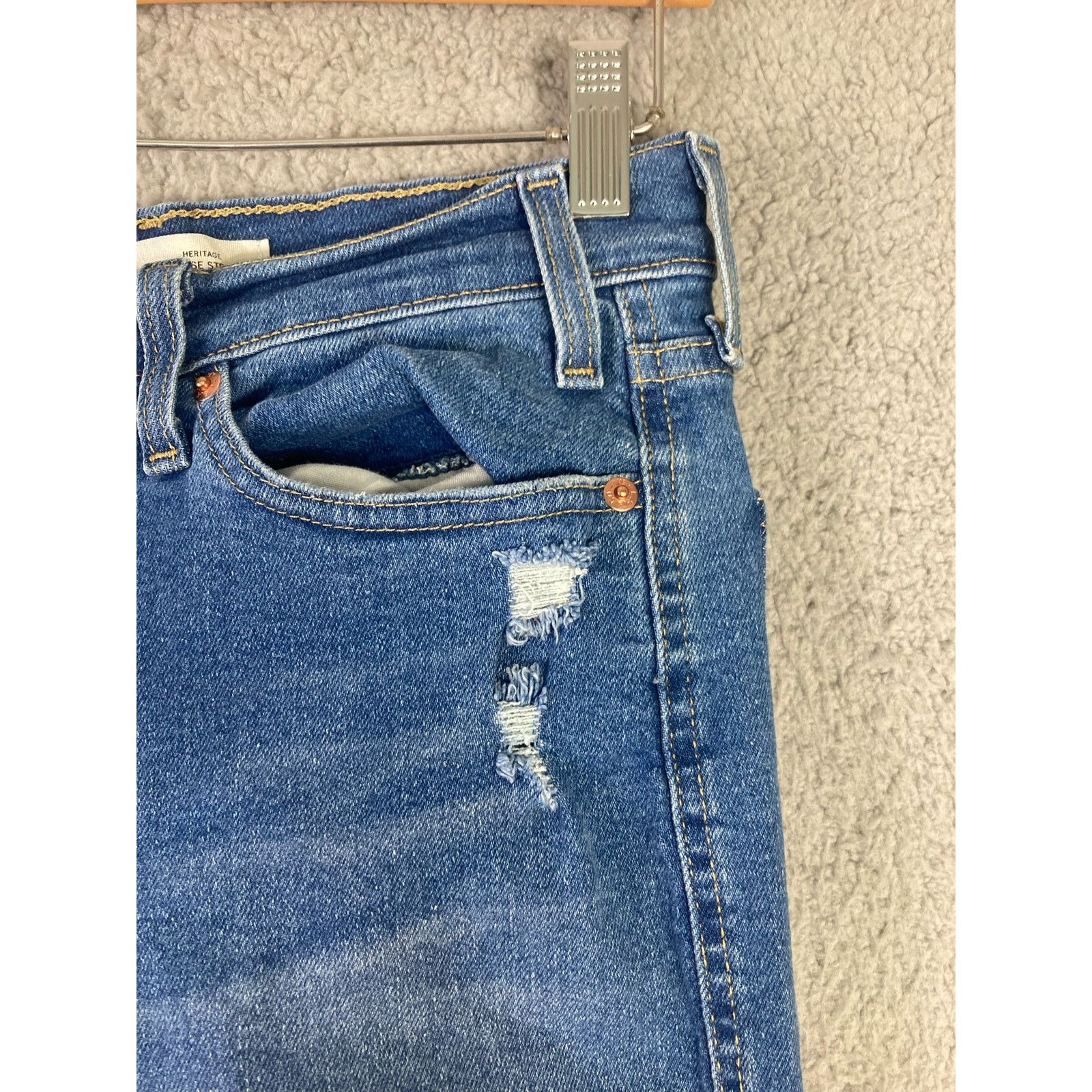 Levi's Levi's Women's High-Rise Distressed Straight Jeans Sz 7 Blue Size 27" / US 4 / IT 40 - 9 Thumbnail